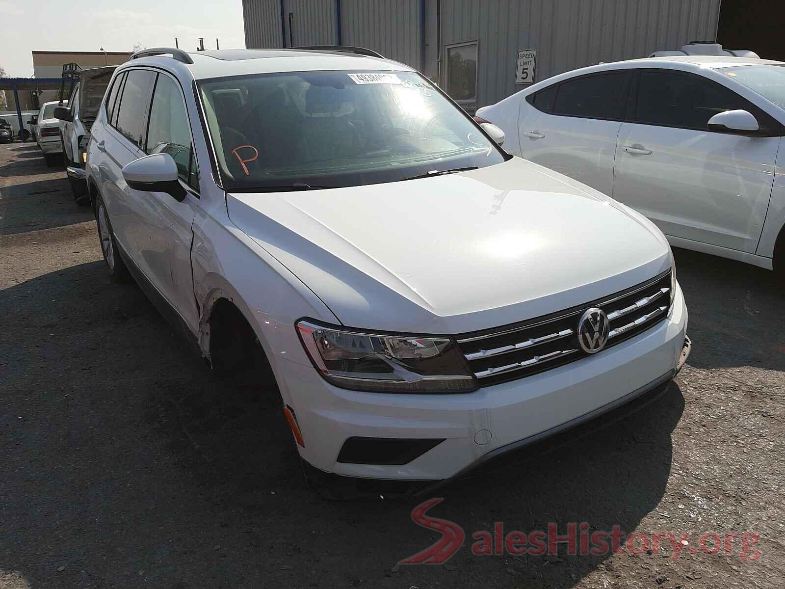 3VV3B7AX8JM119605 2018 VOLKSWAGEN TIGUAN