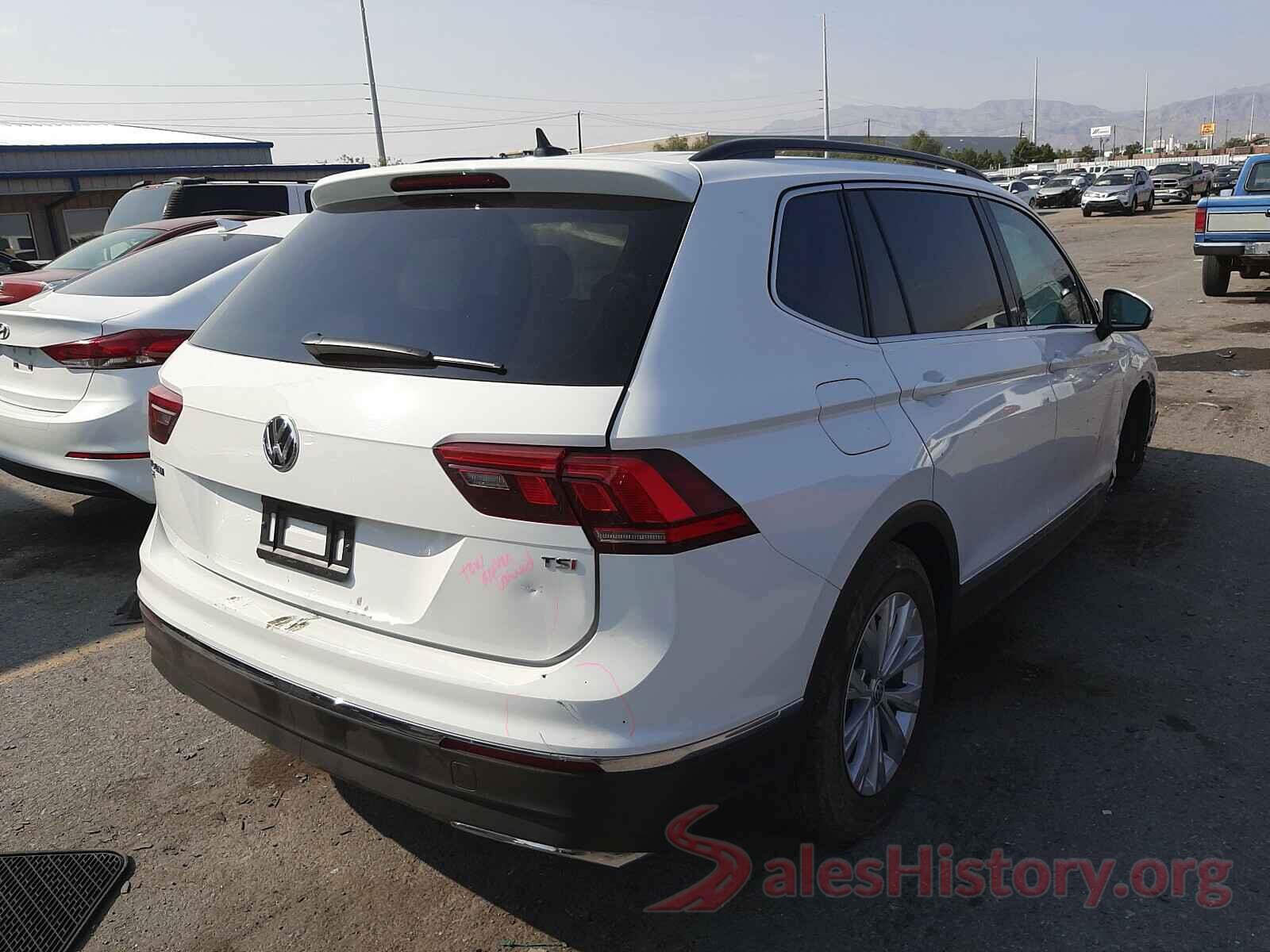 3VV3B7AX8JM119605 2018 VOLKSWAGEN TIGUAN