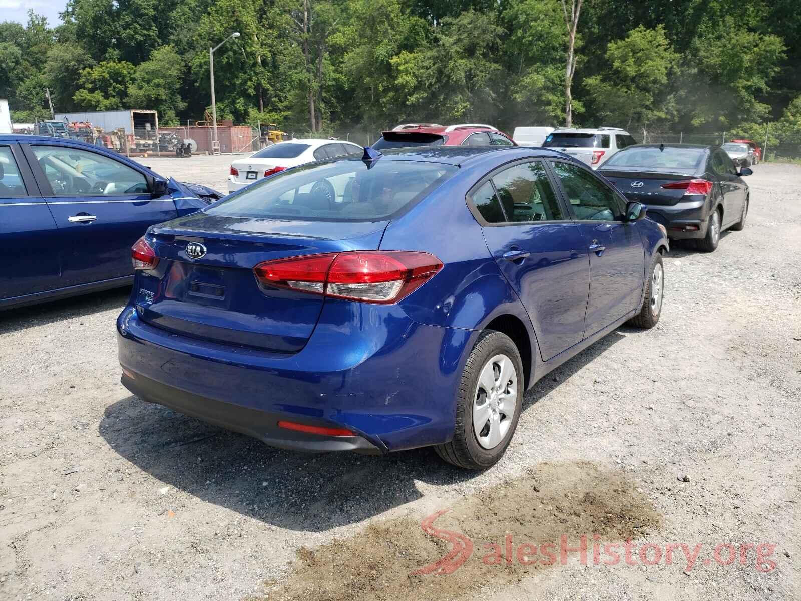 3KPFK4A71JE167256 2018 KIA FORTE