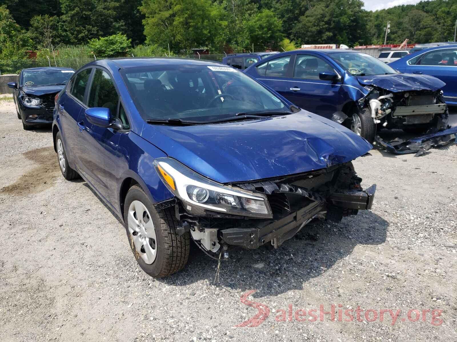 3KPFK4A71JE167256 2018 KIA FORTE