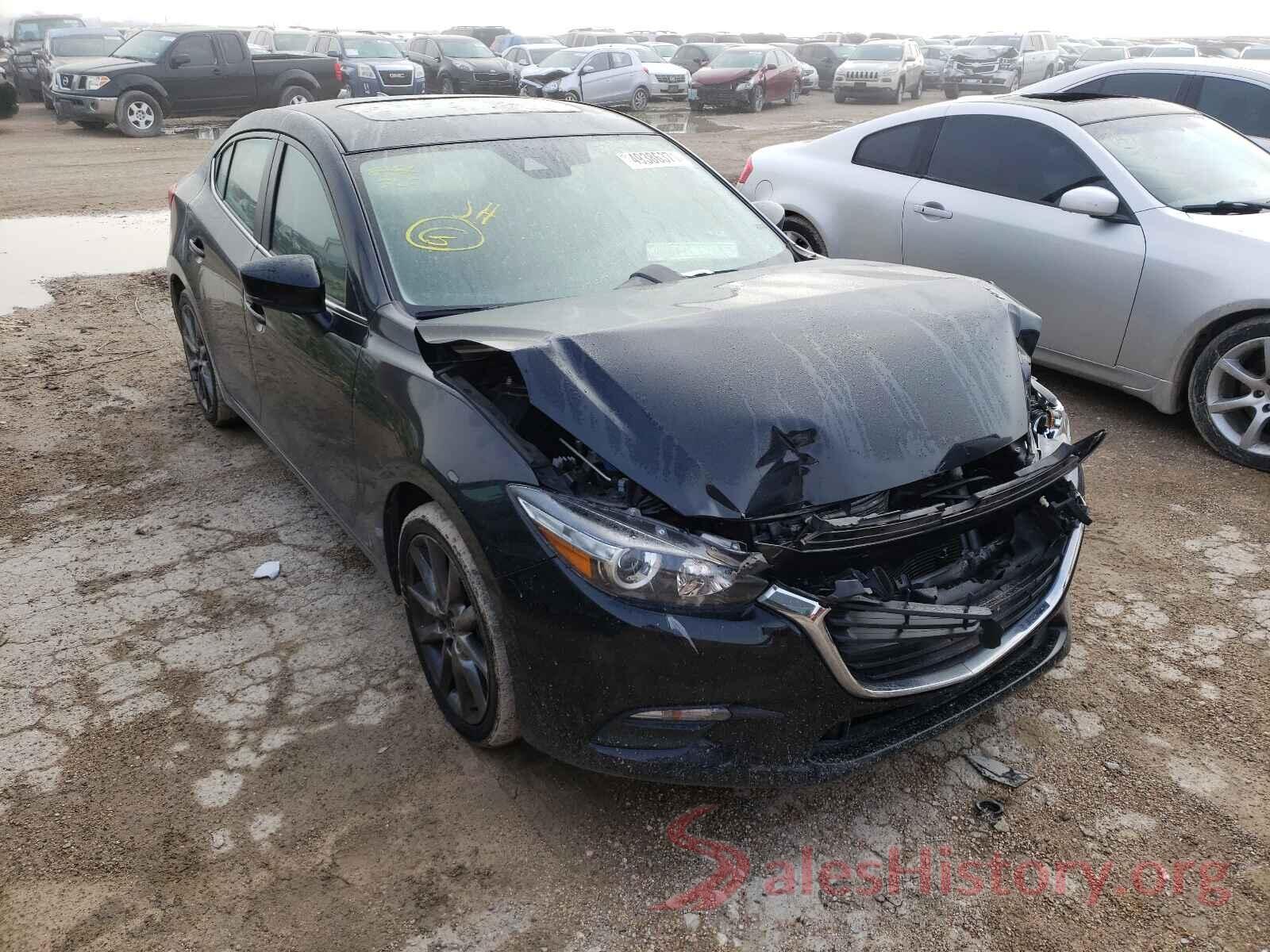 3MZBN1V35JM254818 2018 MAZDA 3