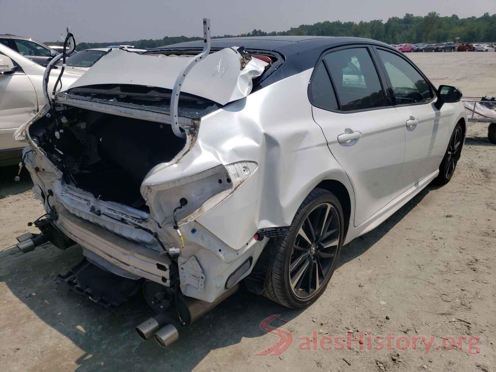 4T1B61HK0JU150411 2018 TOYOTA CAMRY