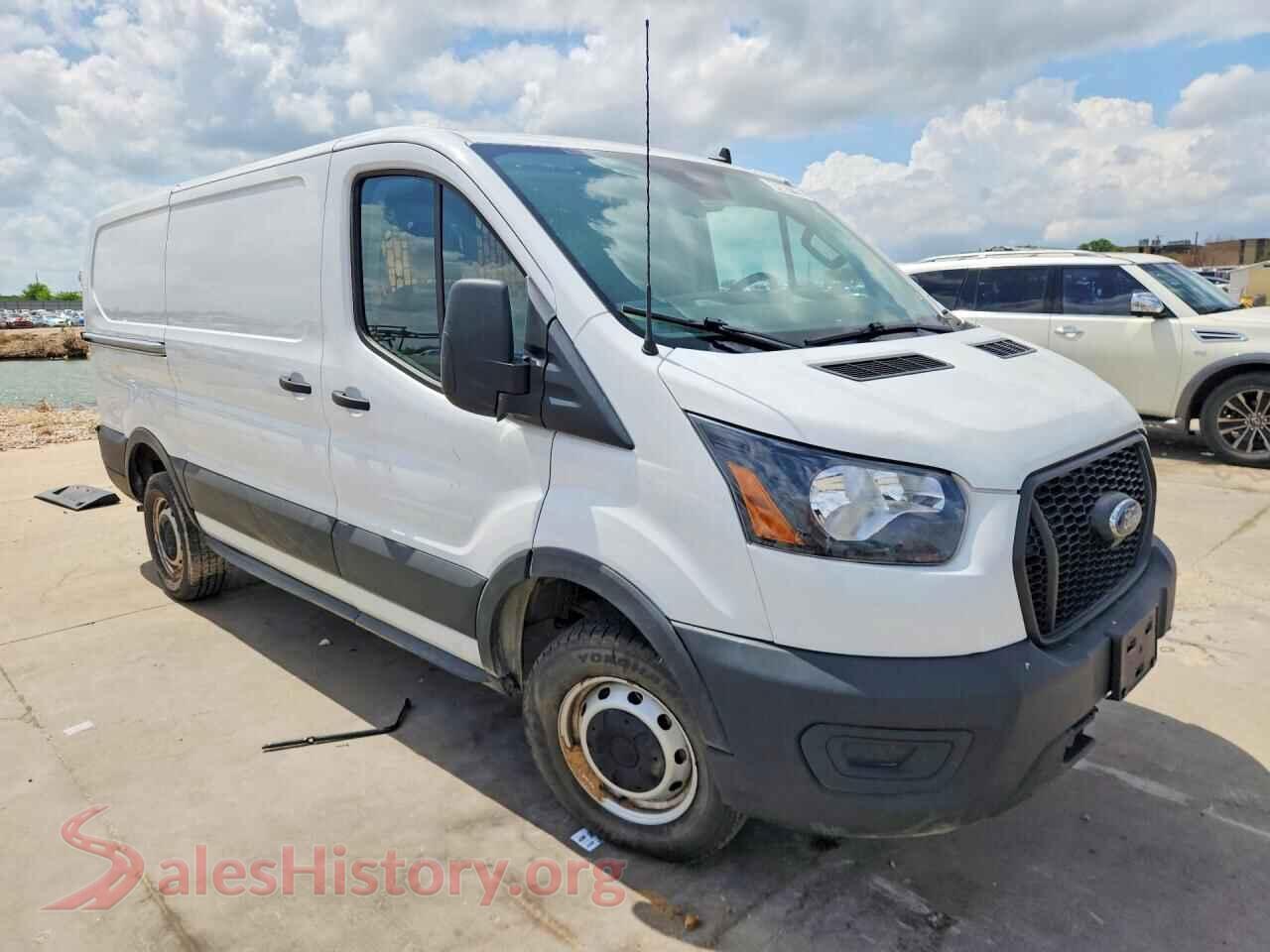 2024 FORD TRANSIT VIN 1FTBR1Y85RKA10460, rear 3/4 view