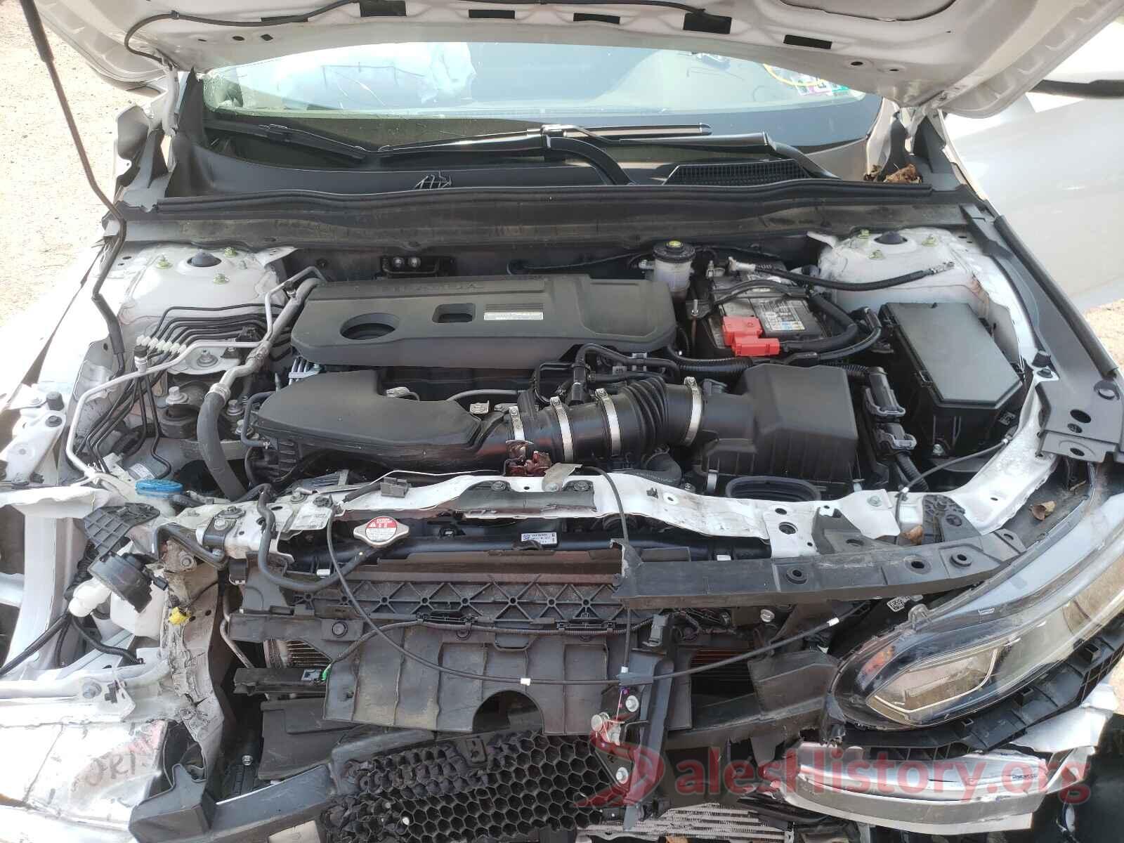 1HGCV2F53JA021385 2018 HONDA ACCORD