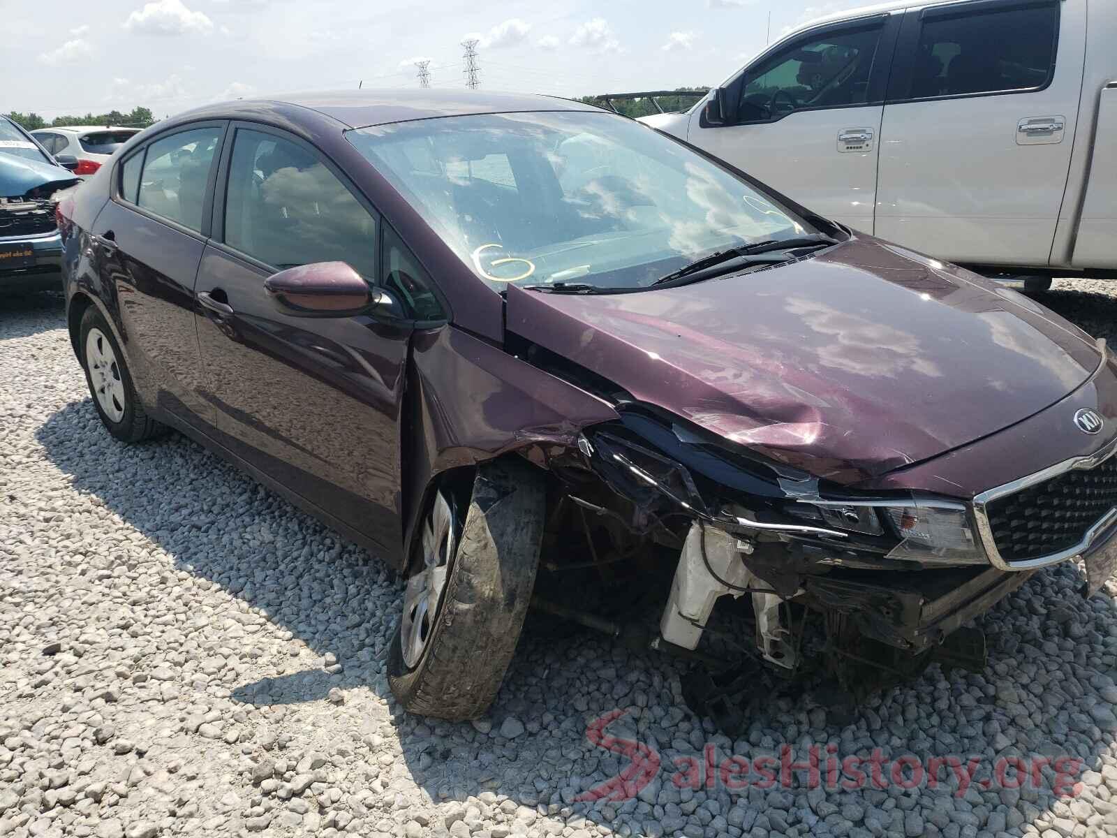 3KPFK4A73HE042768 2017 KIA FORTE