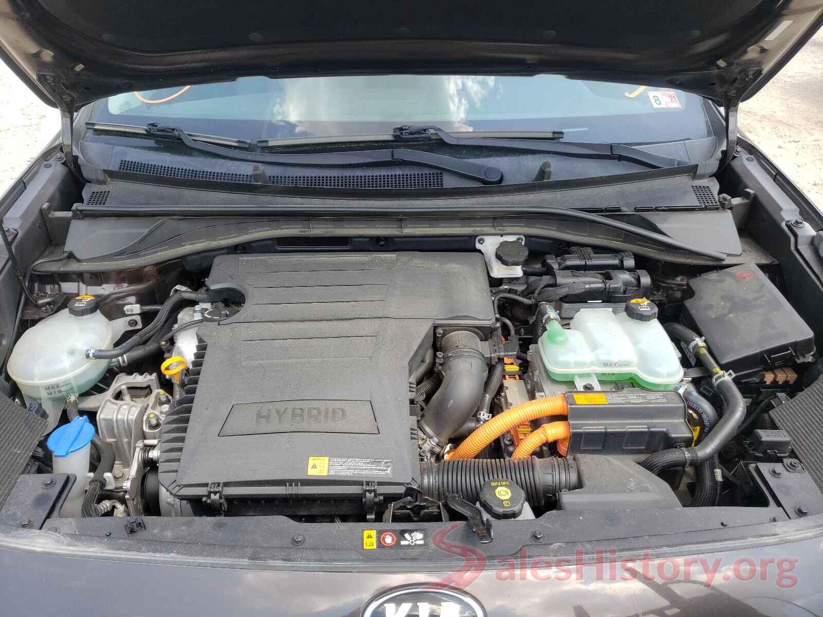 KNDCE3LC0H5081487 2017 KIA NIRO