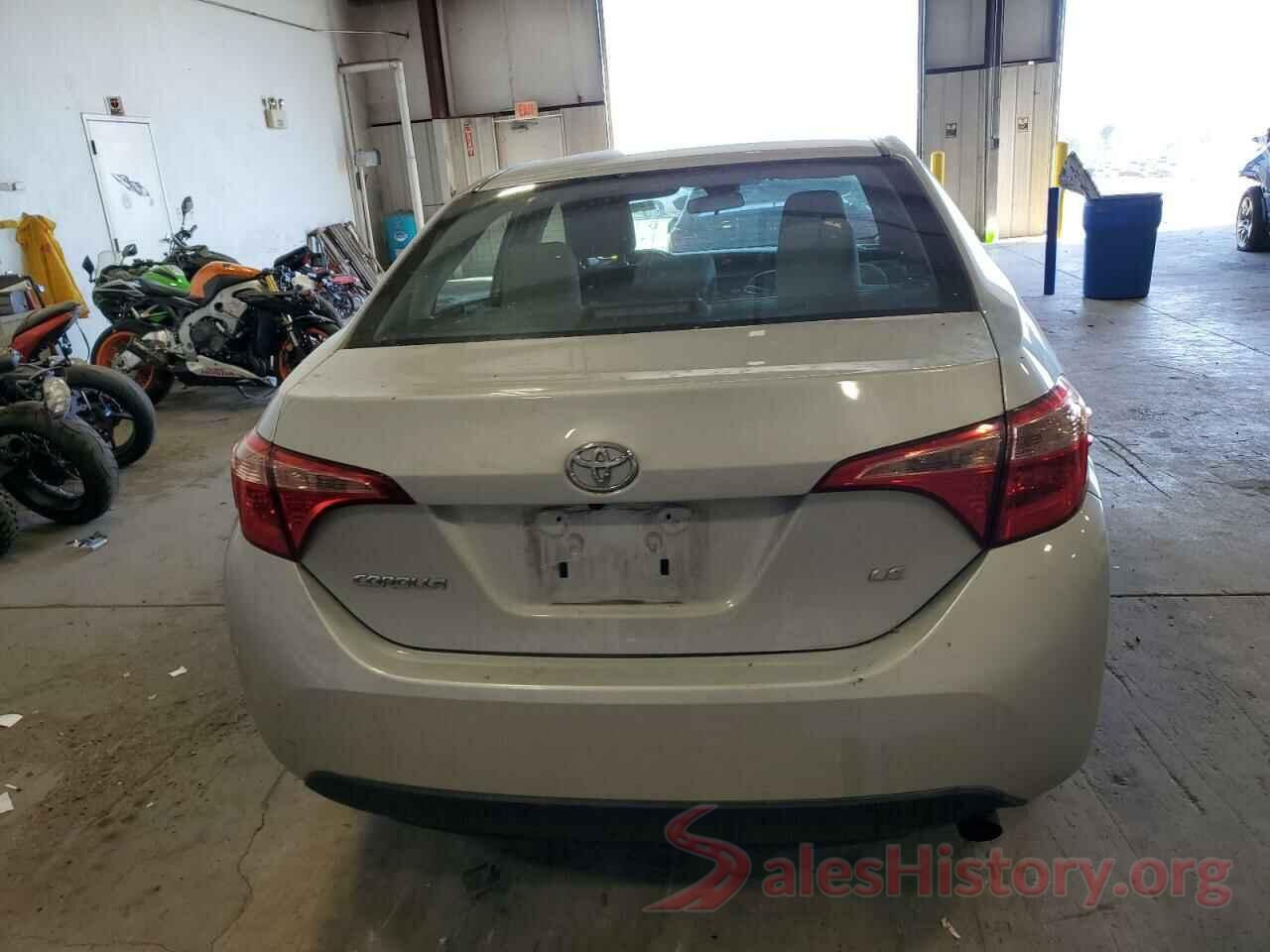 2T1BURHE8JC111596 2018 TOYOTA COROLLA