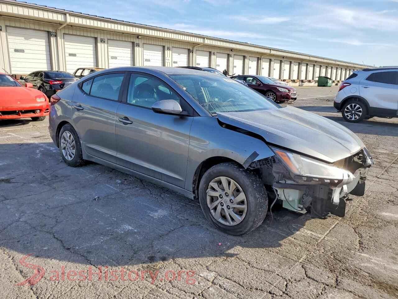 2019 HYUNDAI ELANTRA VIN KMHD74LF2KU777274, rear 3/4 view