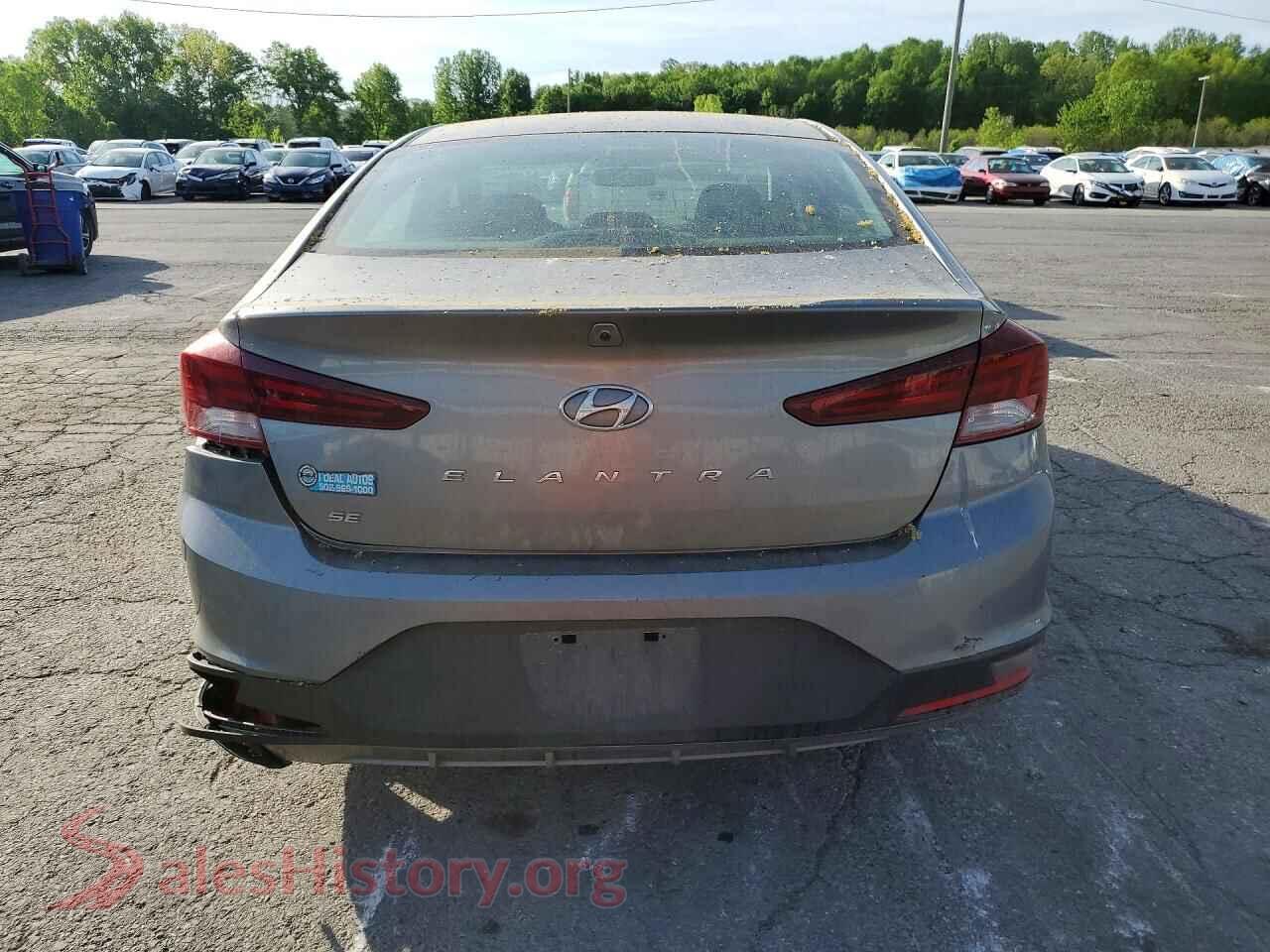 2019 HYUNDAI ELANTRA VIN KMHD74LF2KU777274, left side view