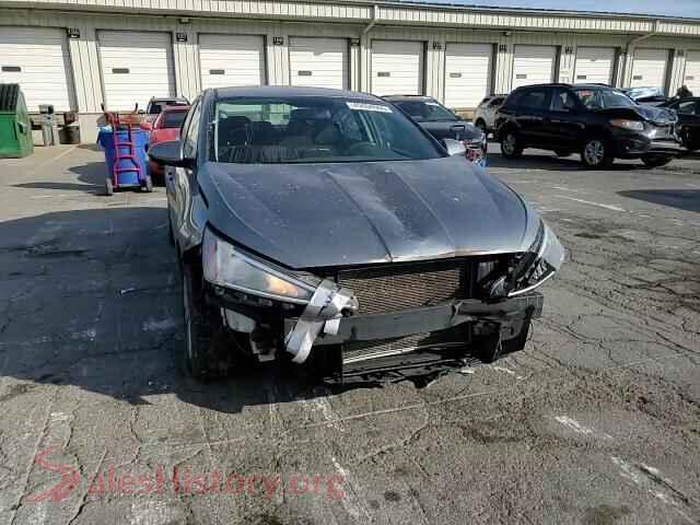 2019 HYUNDAI ELANTRA VIN KMHD74LF2KU777274, trunk area