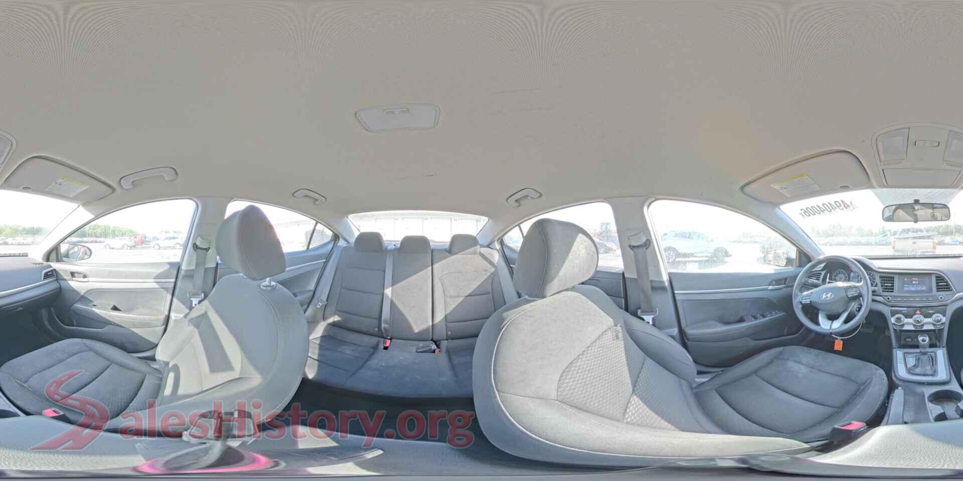 2019 HYUNDAI ELANTRA VIN KMHD74LF2KU777274, damage close-up