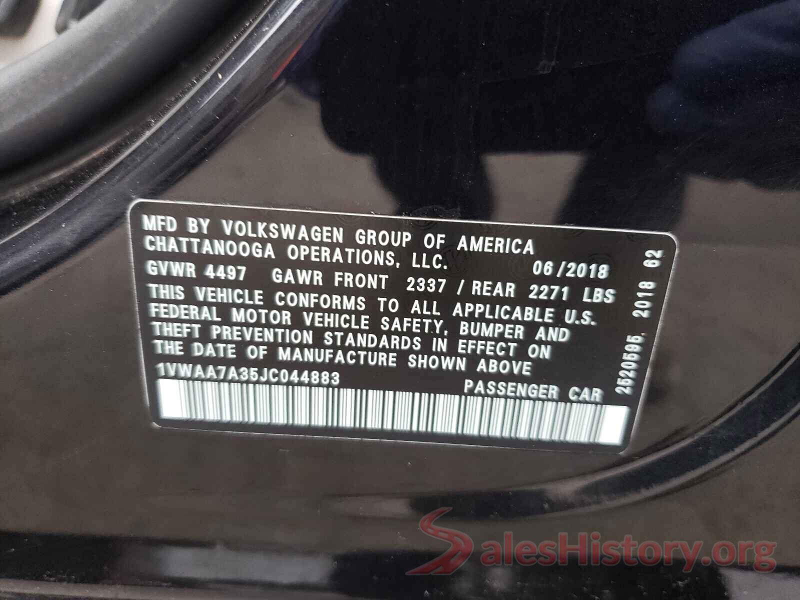 1VWAA7A35JC044883 2018 VOLKSWAGEN PASSAT