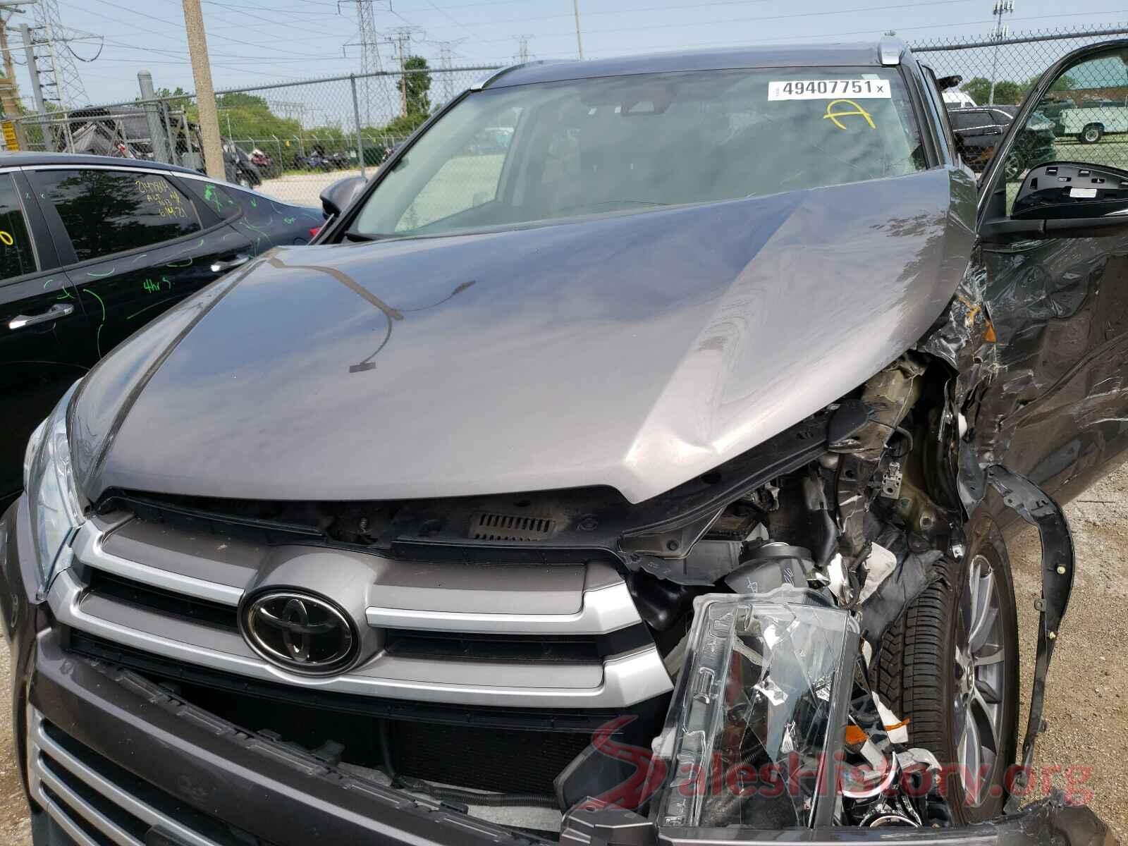 5TDJZRFH9JS526430 2018 TOYOTA HIGHLANDER