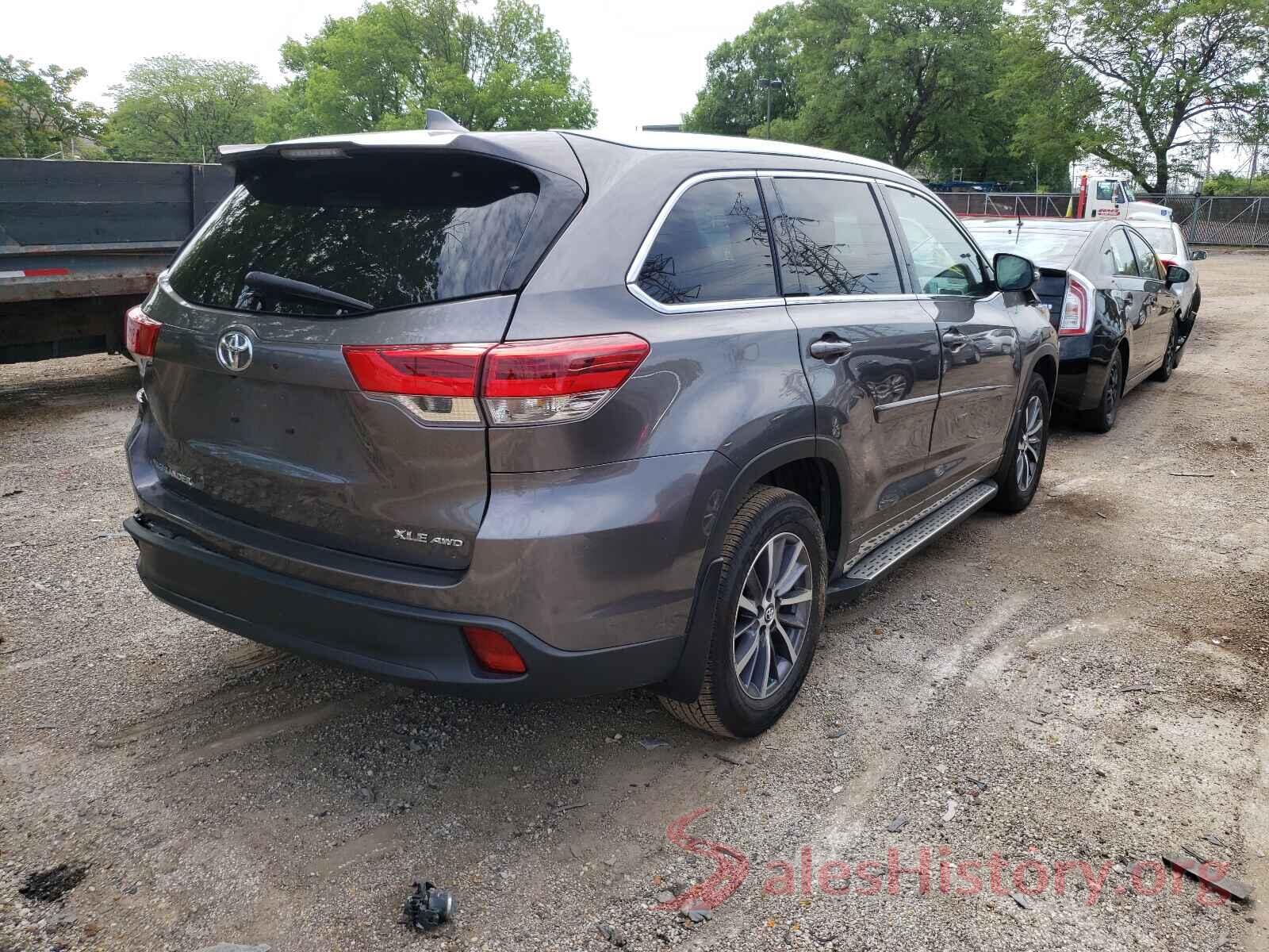 5TDJZRFH9JS526430 2018 TOYOTA HIGHLANDER