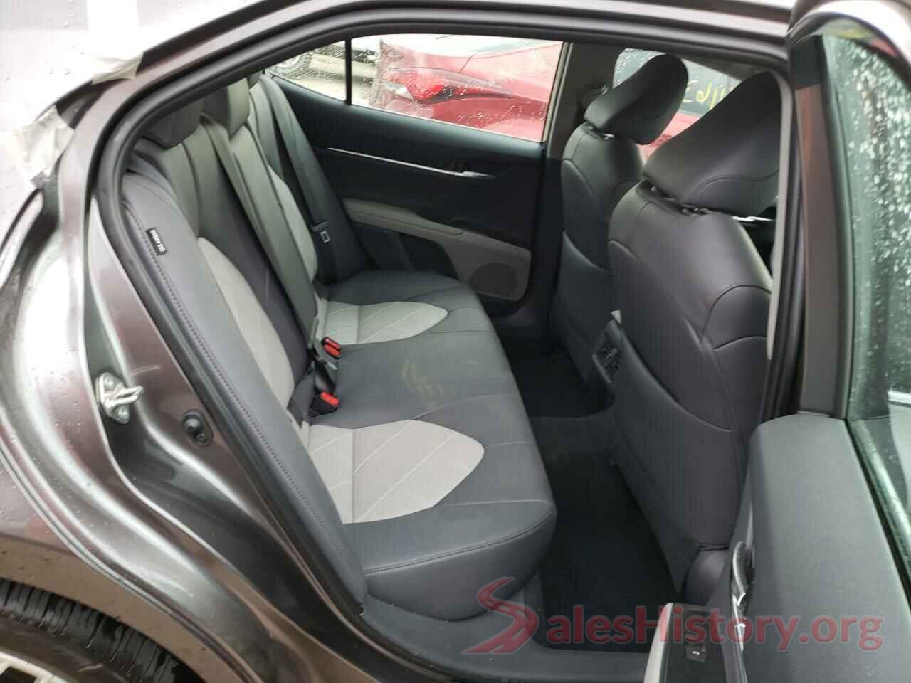 4T1B11HKXKU849304 2019 TOYOTA CAMRY