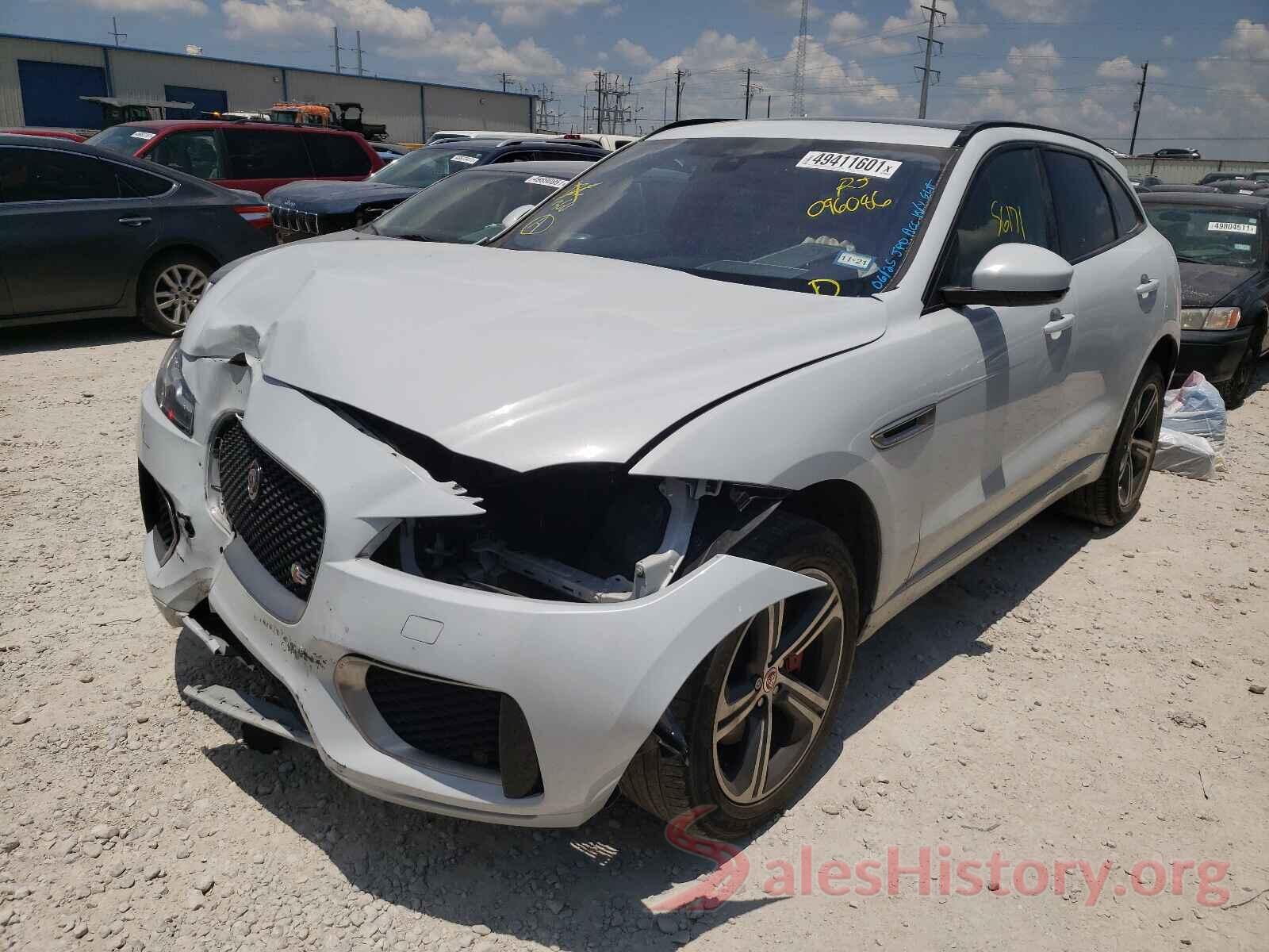 SADCM2BV8HA096086 2017 JAGUAR F-PACE