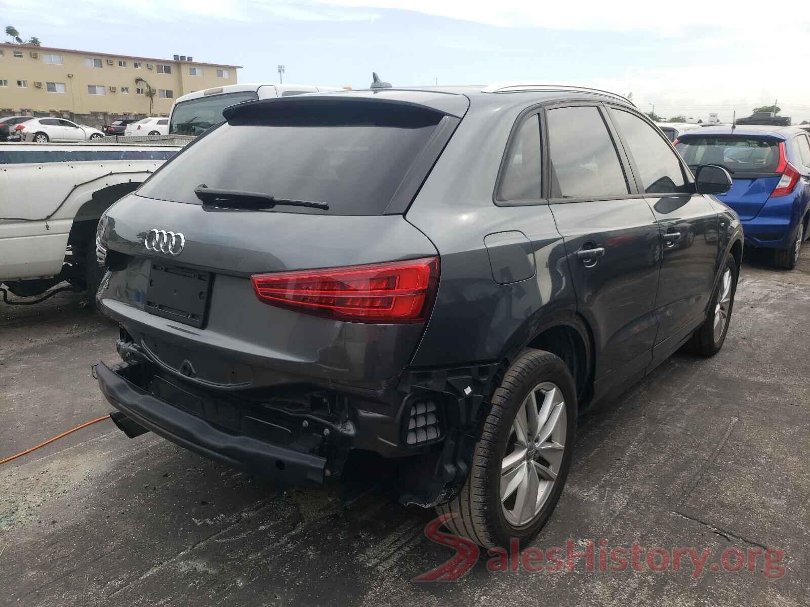 WA1BCCFS4JR010936 2018 AUDI Q3