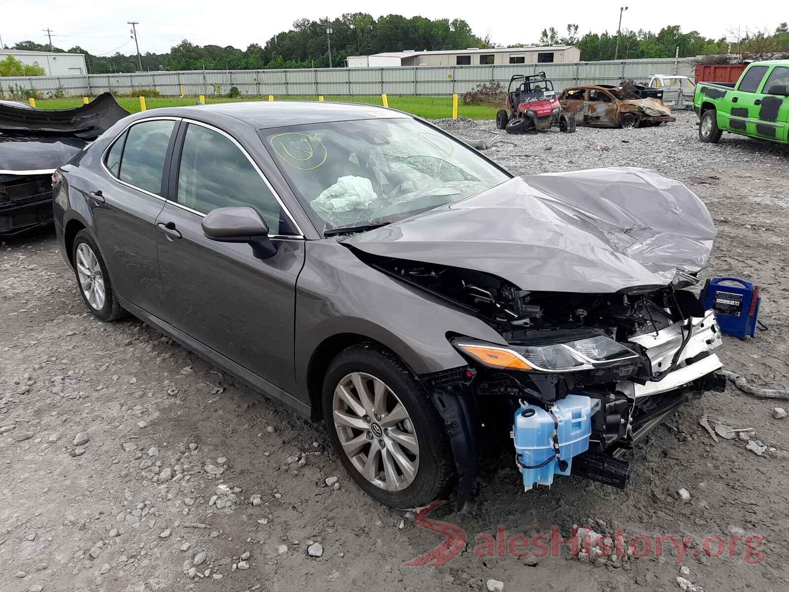 4T1B11HK8KU816592 2019 TOYOTA CAMRY