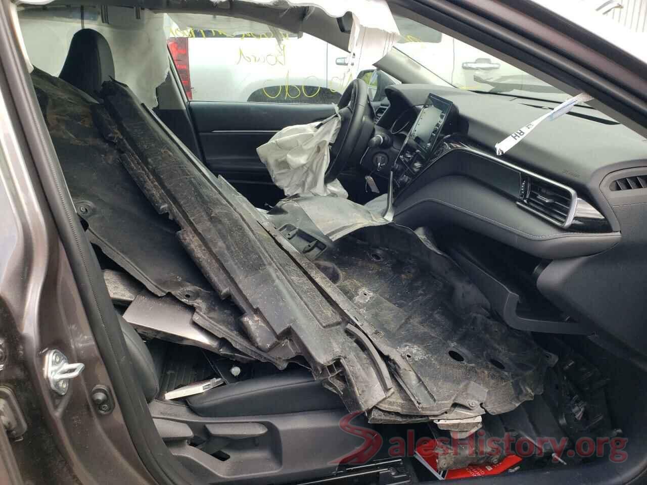 4T1G11AKXNU629651 2022 TOYOTA CAMRY