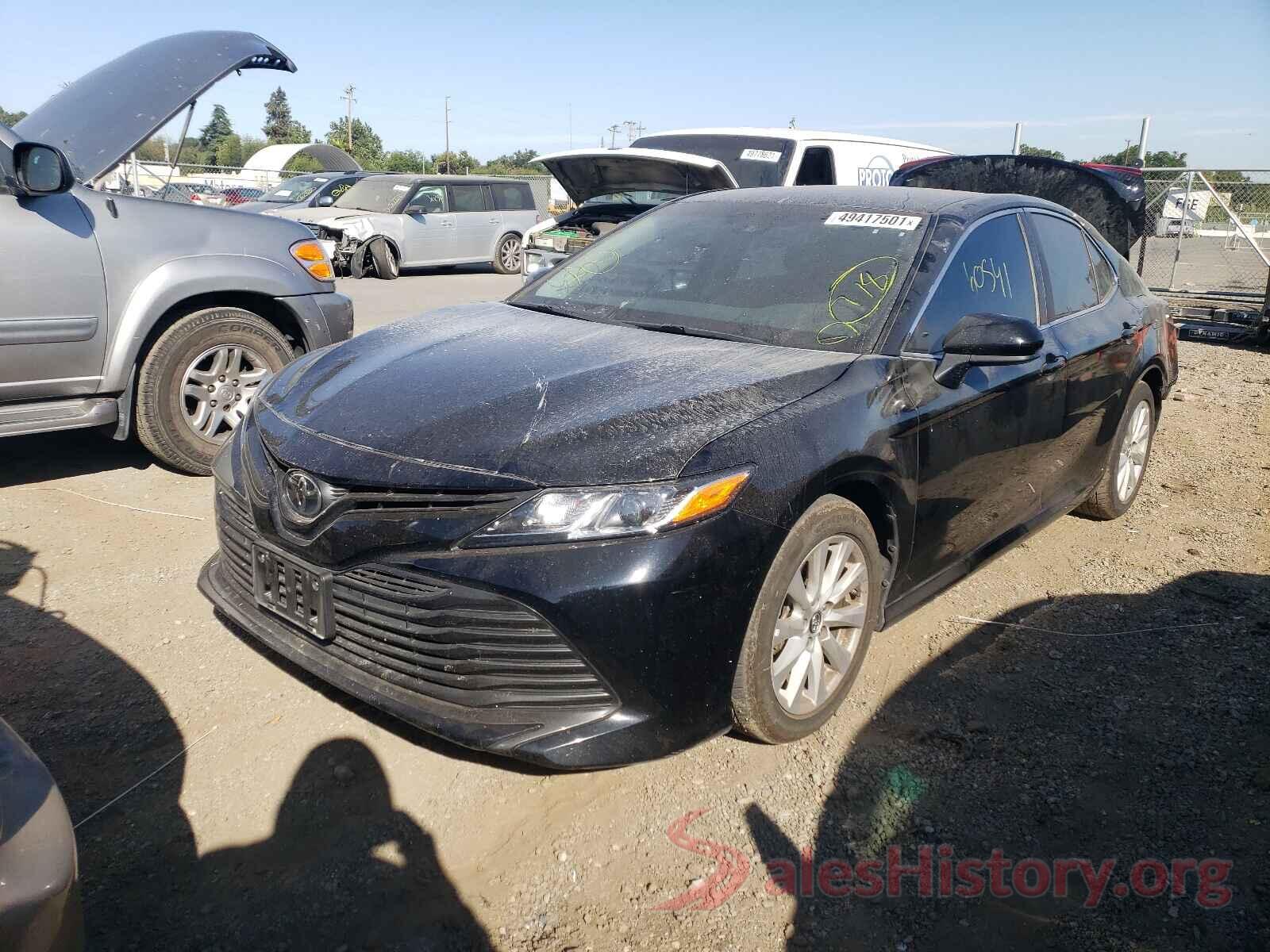 4T1B11HK1JU137925 2018 TOYOTA CAMRY