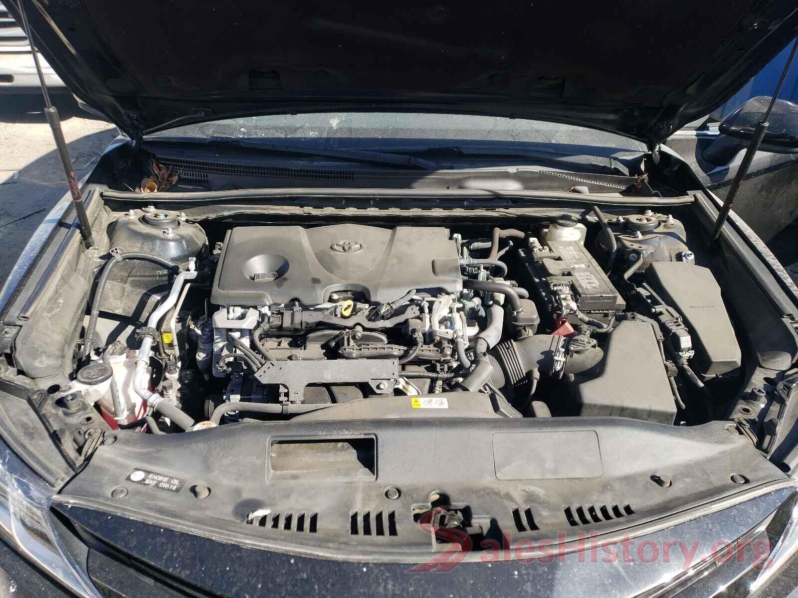 4T1B11HK1JU137925 2018 TOYOTA CAMRY