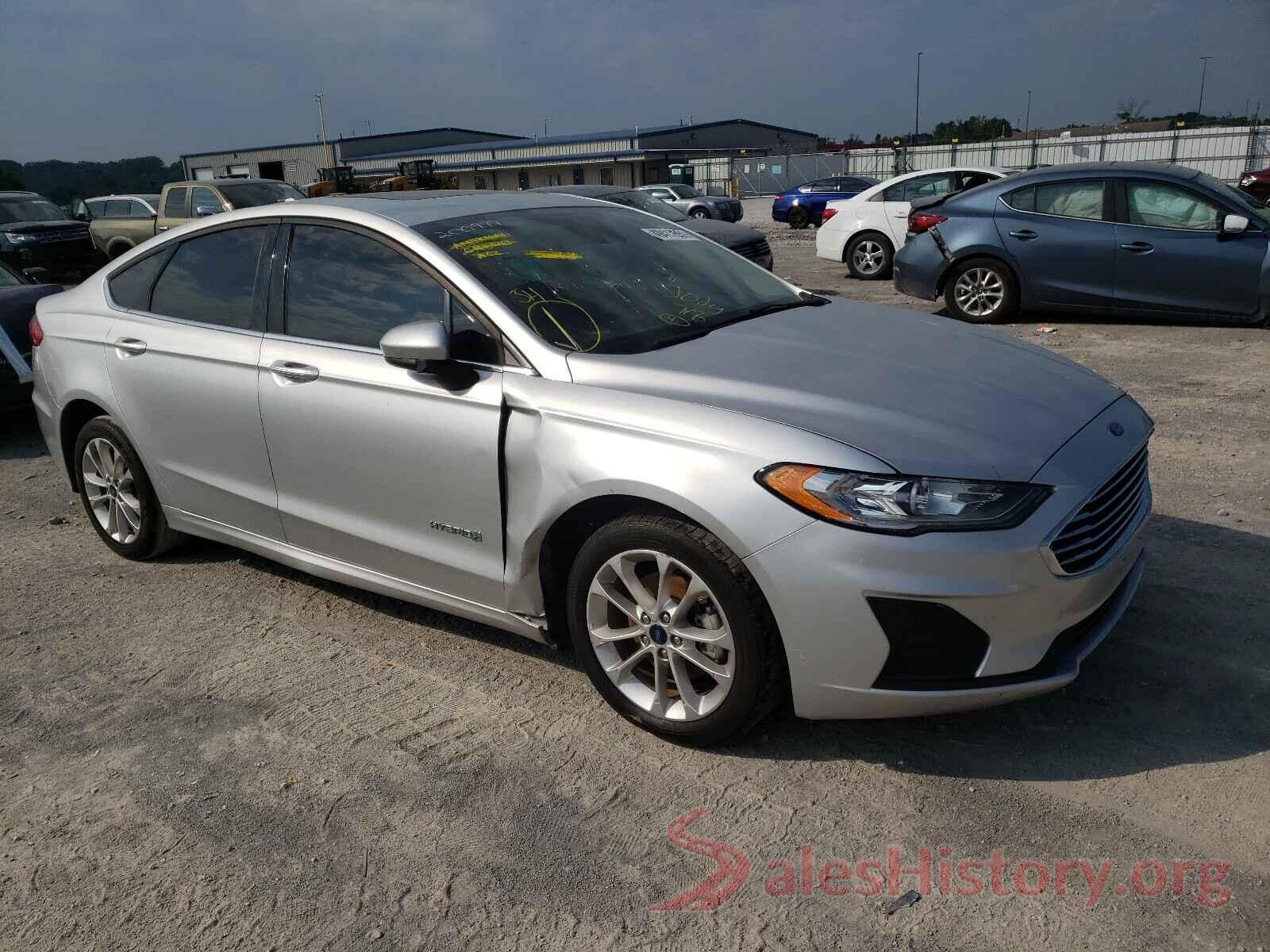 3FA6P0LU2KR105488 2019 FORD FUSION