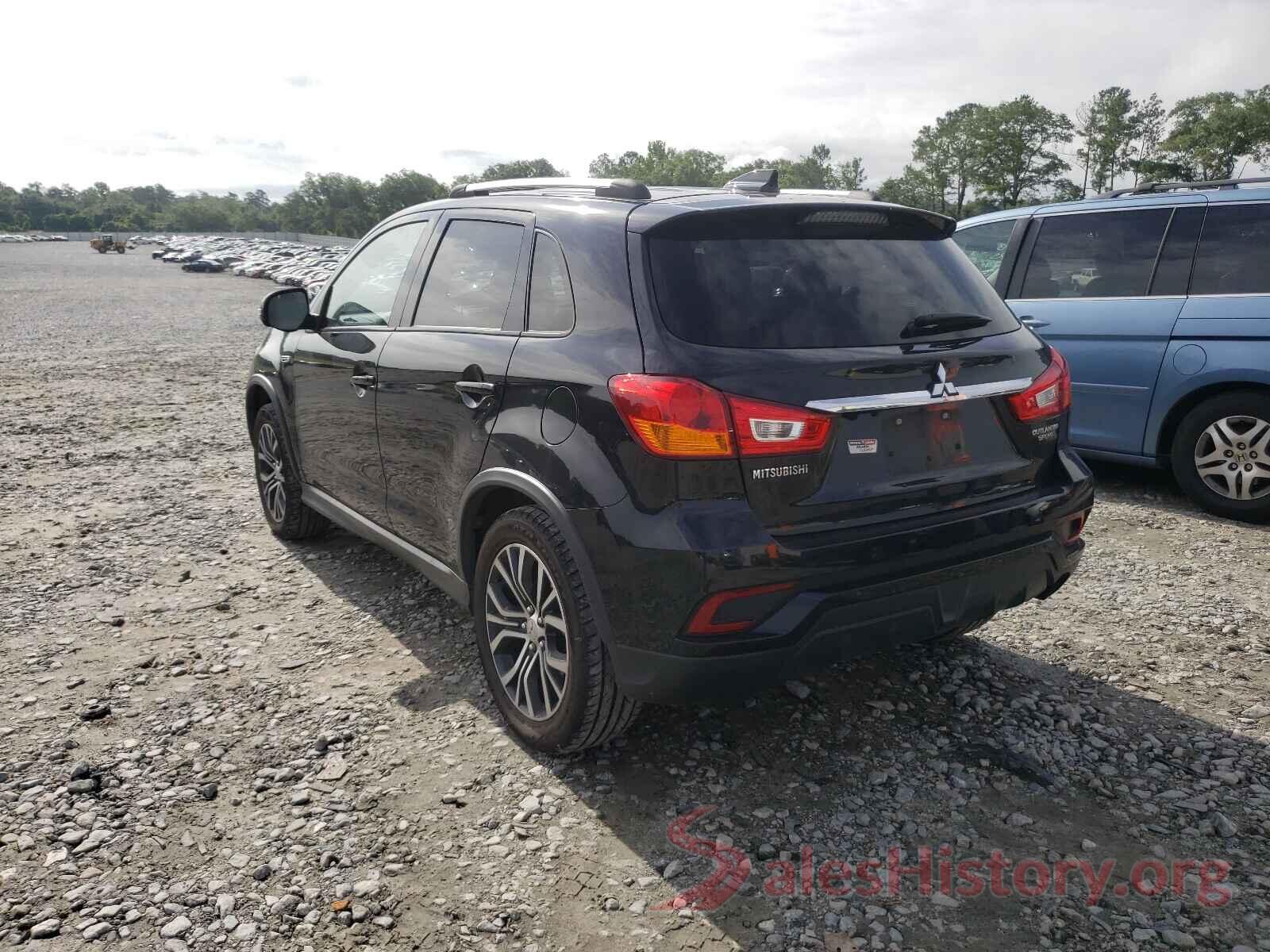 JA4AP3AU0JZ007220 2018 MITSUBISHI OUTLANDER