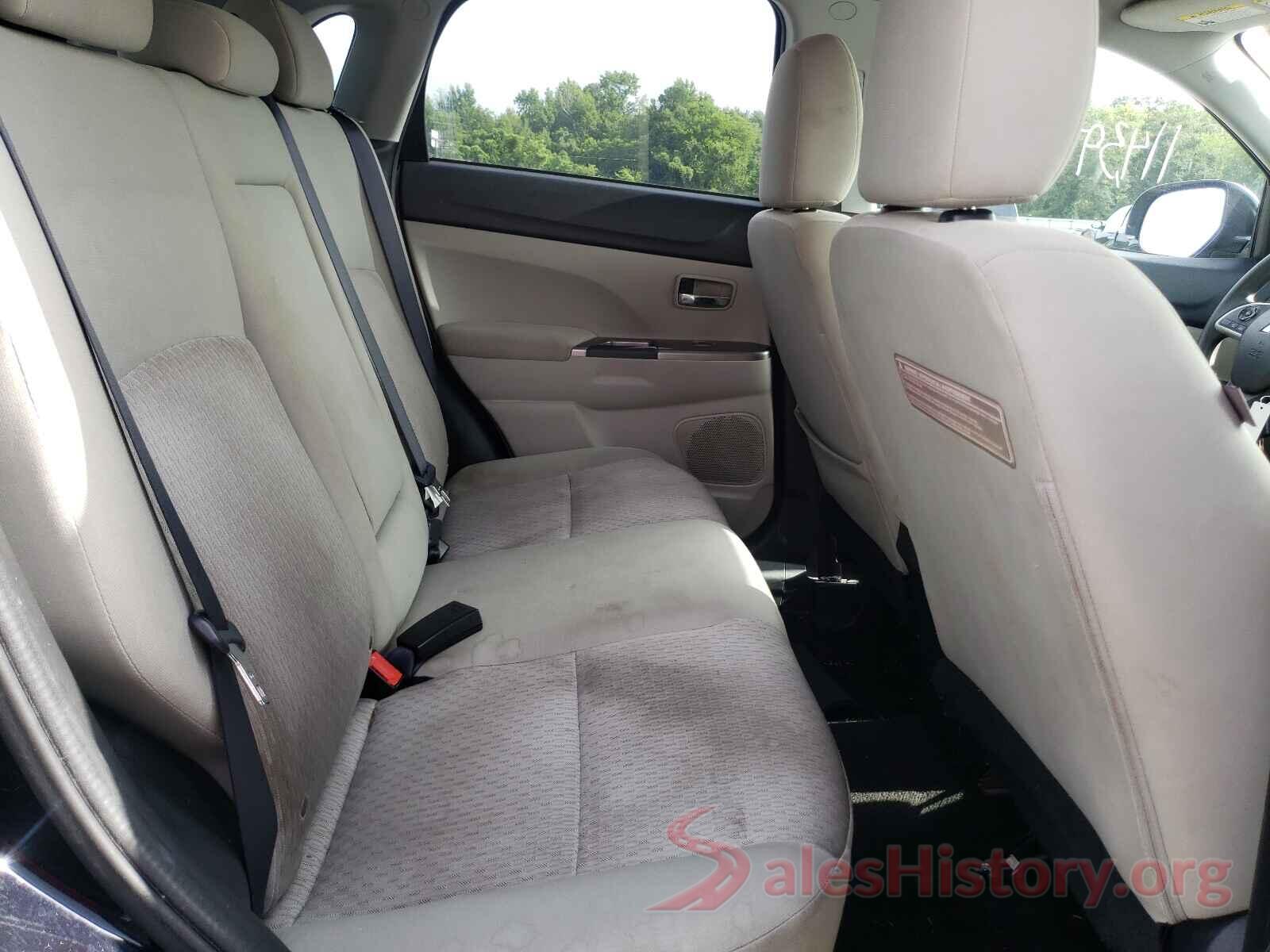 JA4AP3AU0JZ007220 2018 MITSUBISHI OUTLANDER