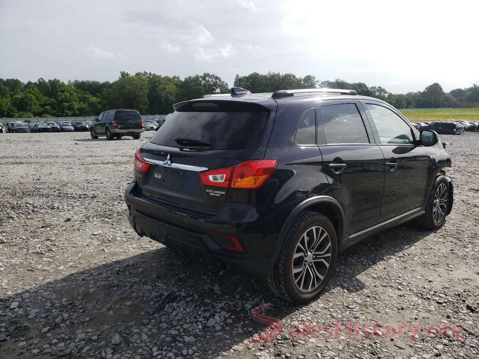 JA4AP3AU0JZ007220 2018 MITSUBISHI OUTLANDER