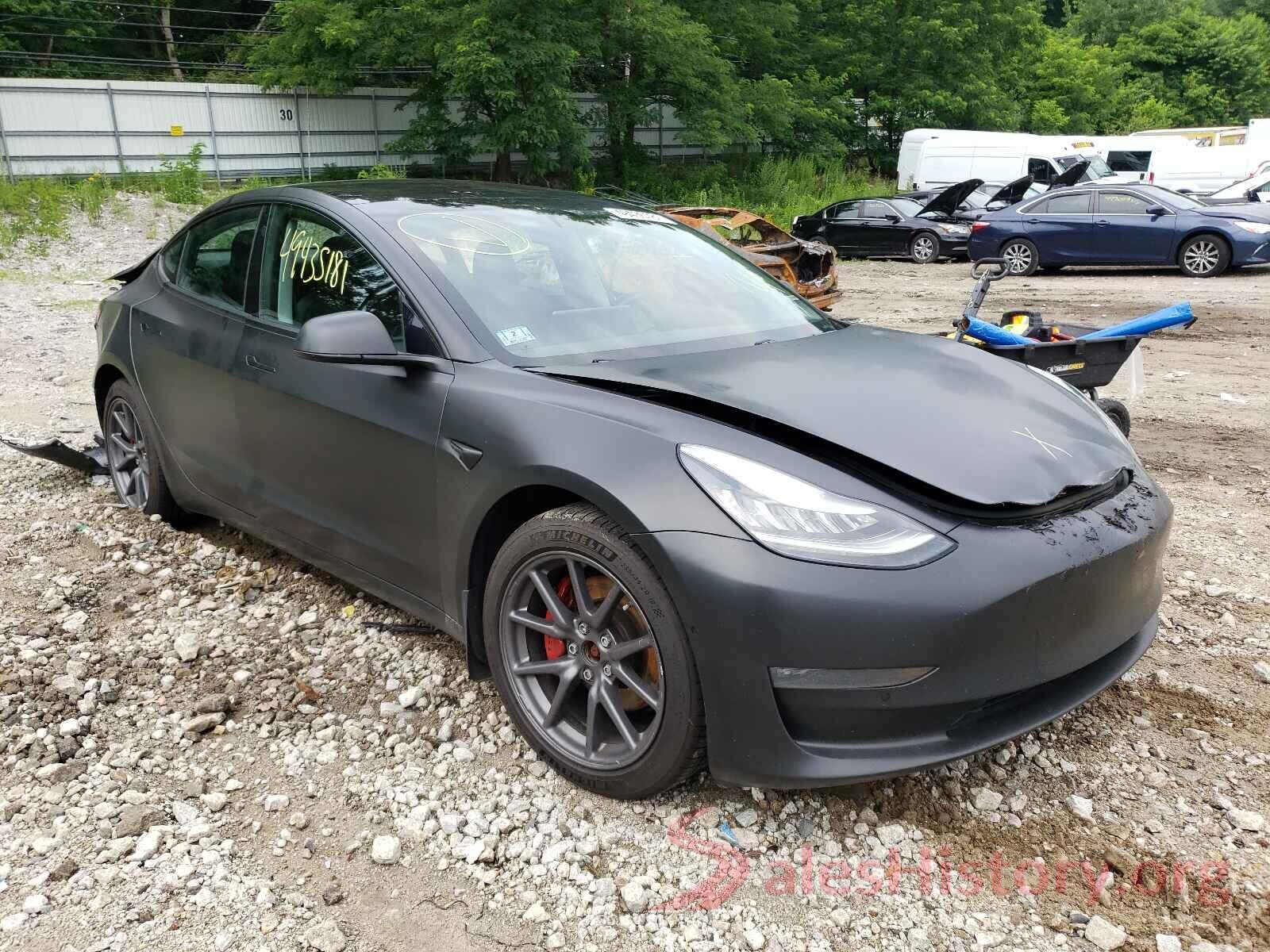 5YJ3E1EB5JF103335 2018 TESLA MODEL 3