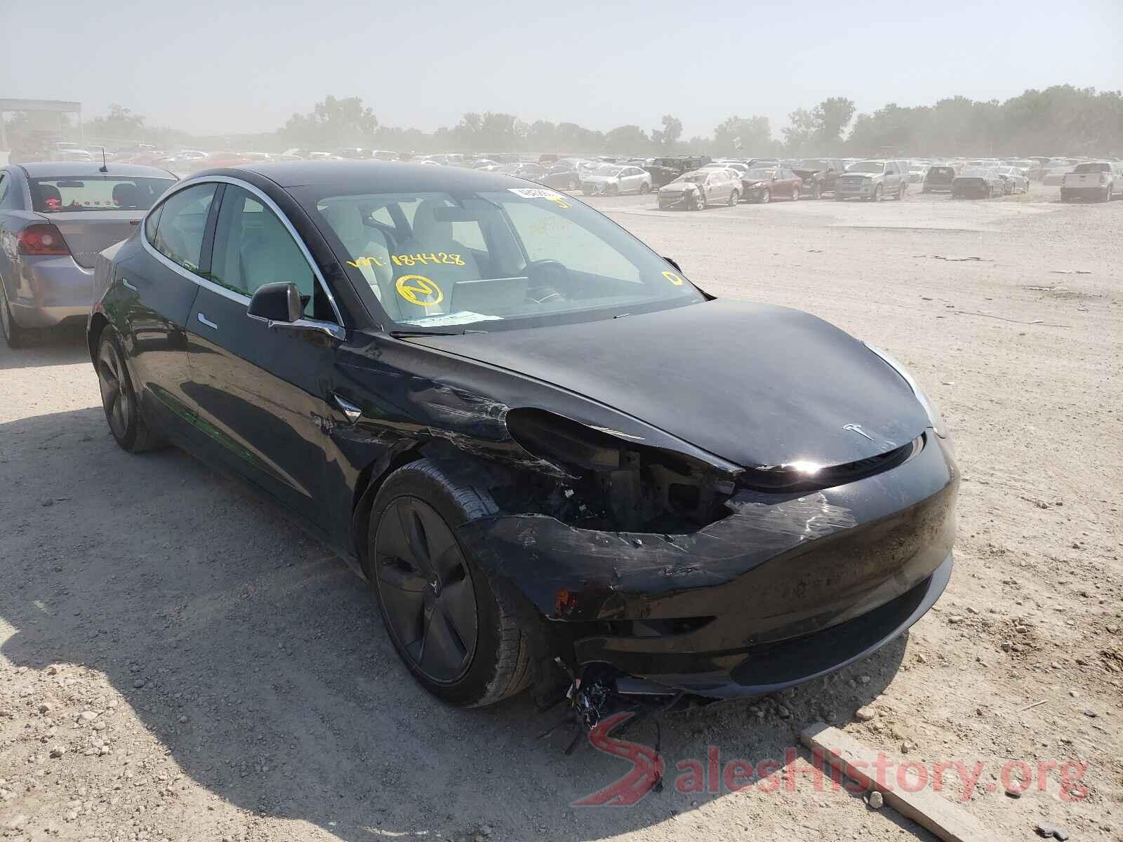 5YJ3E1EBXJF184428 2018 TESLA MODEL 3