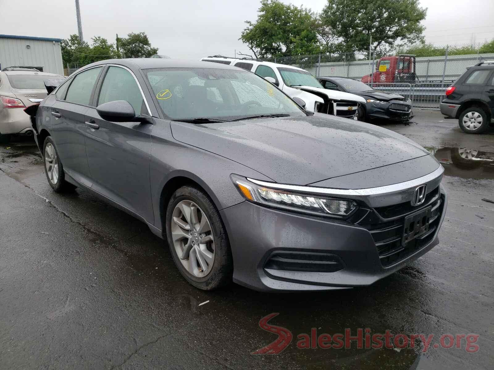 1HGCV1F13JA158902 2018 HONDA ACCORD