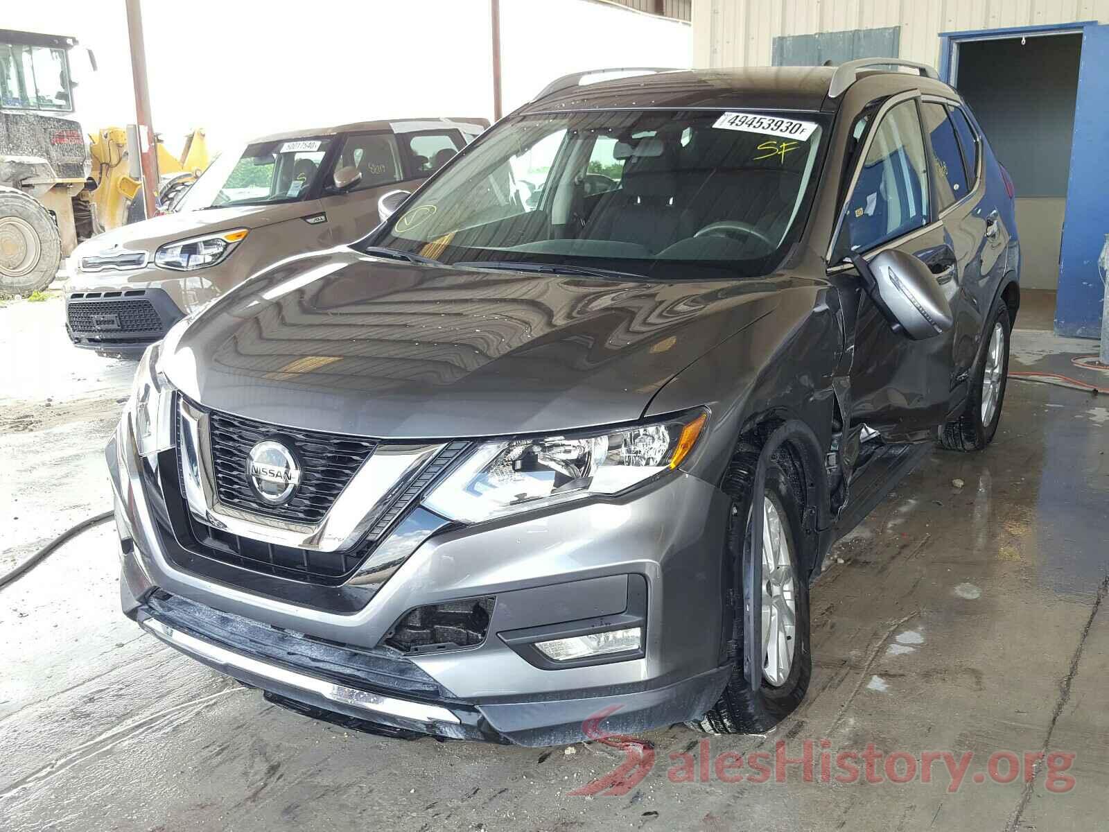 KNMAT2MT8JP526073 2018 NISSAN ROGUE