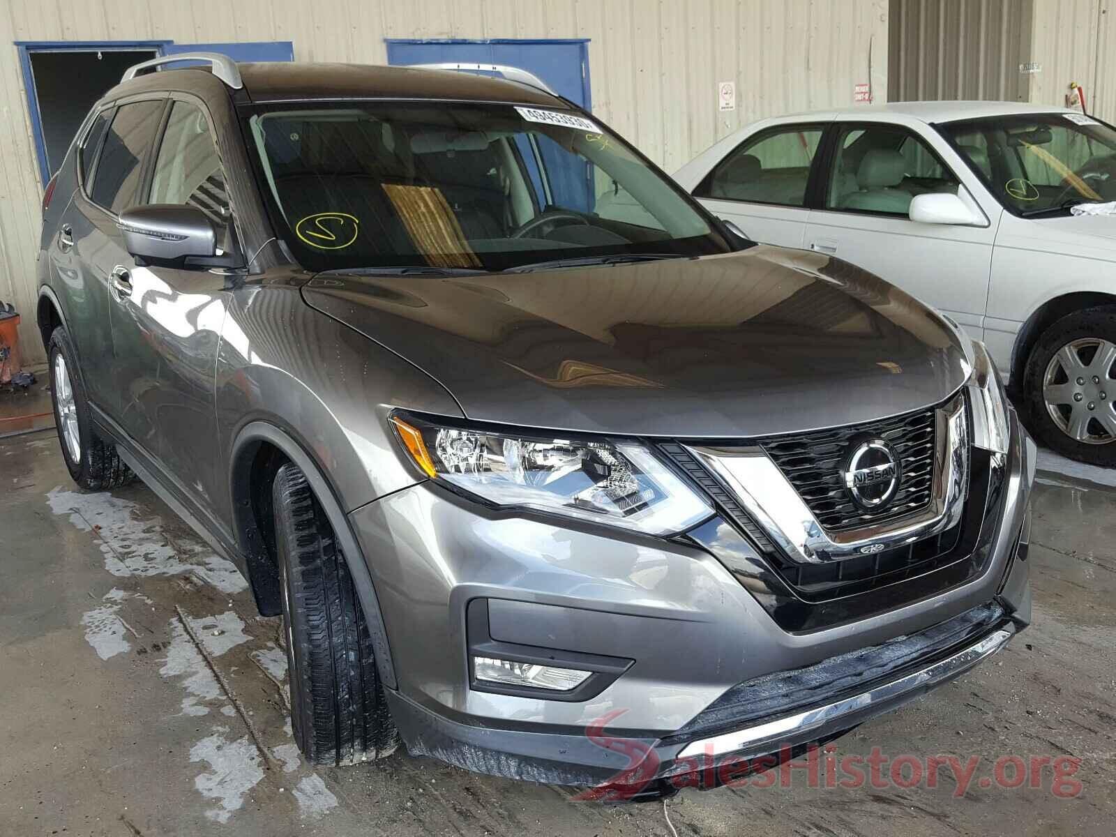 KNMAT2MT8JP526073 2018 NISSAN ROGUE