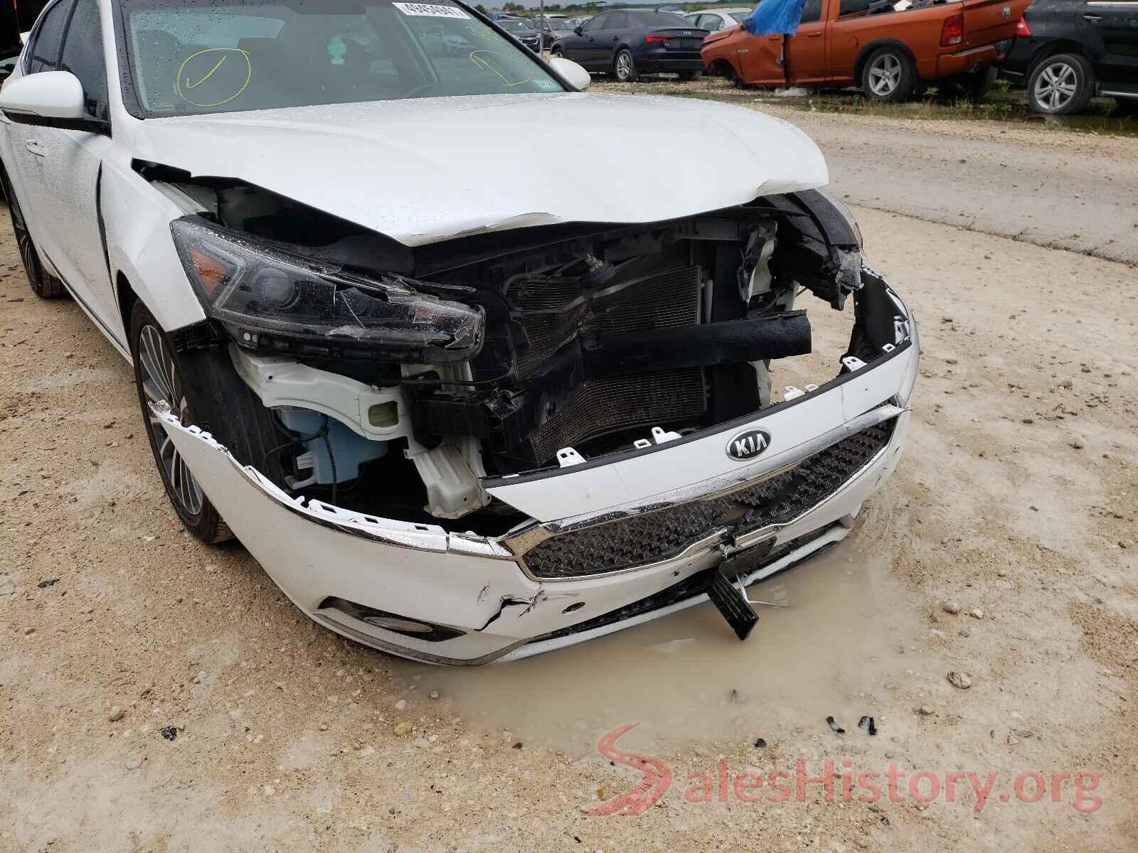 KNALB4J16J5101177 2018 KIA CADENZA