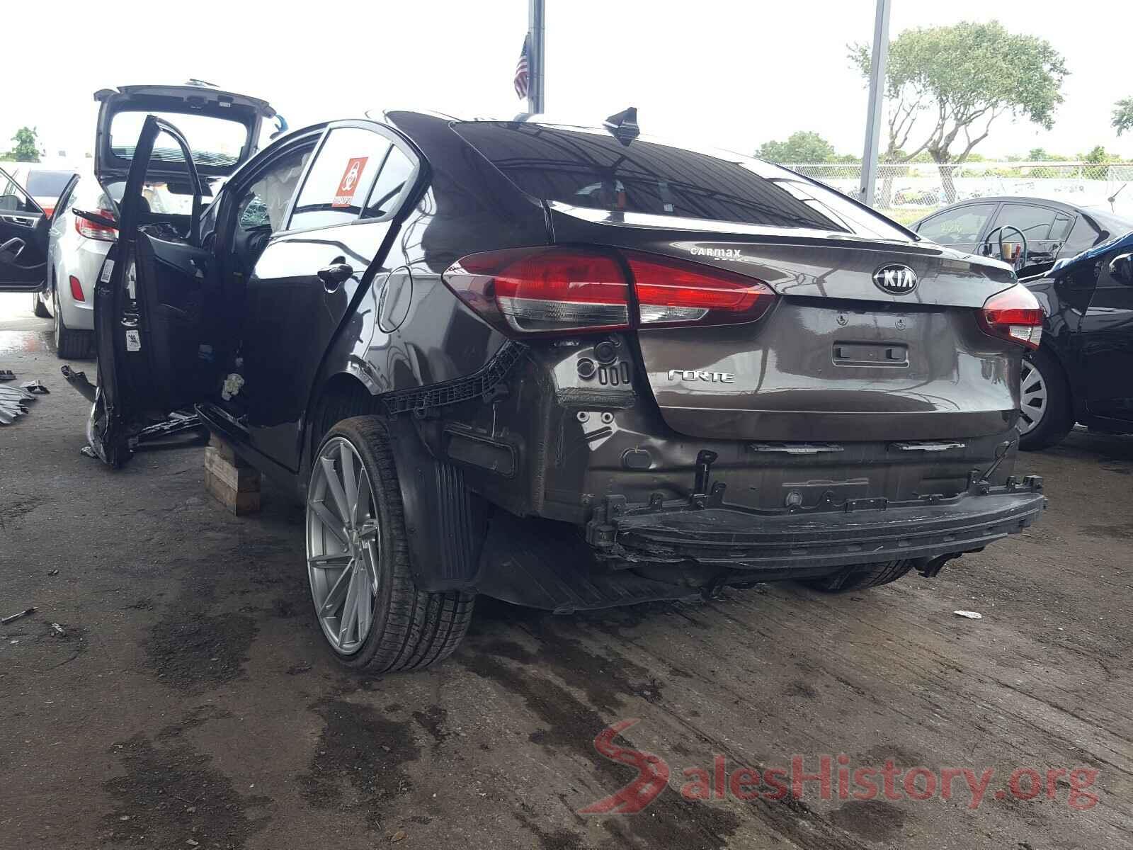 3KPFL4A74JE172349 2018 KIA FORTE