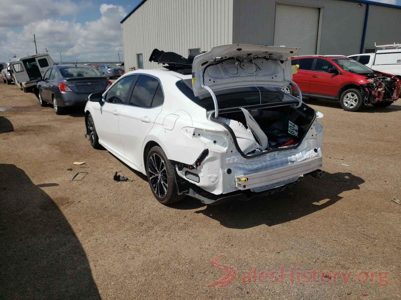 4T1B11HK6JU046066 2018 TOYOTA CAMRY