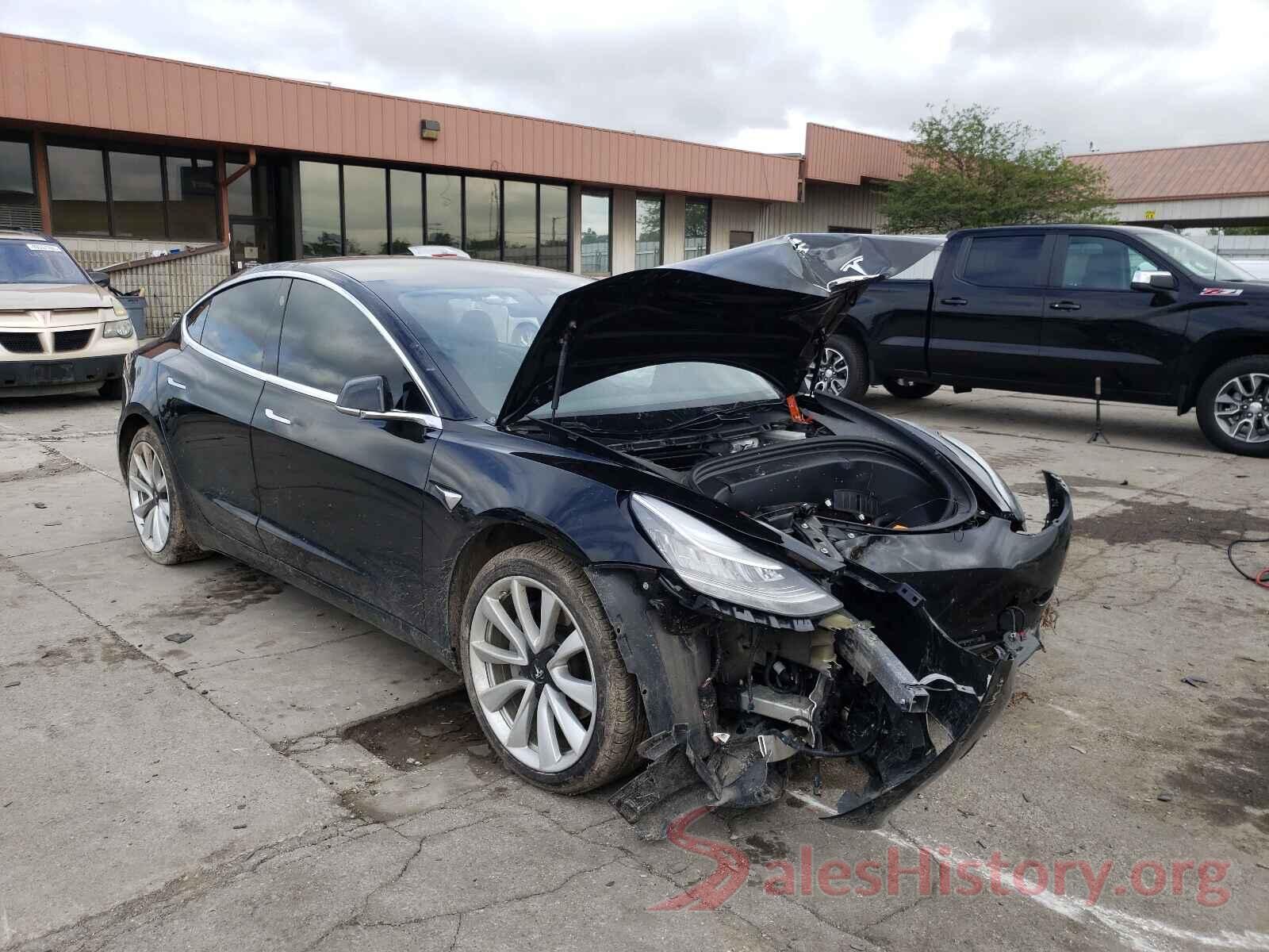 5YJ3E1EB7KF433592 2019 TESLA MODEL 3