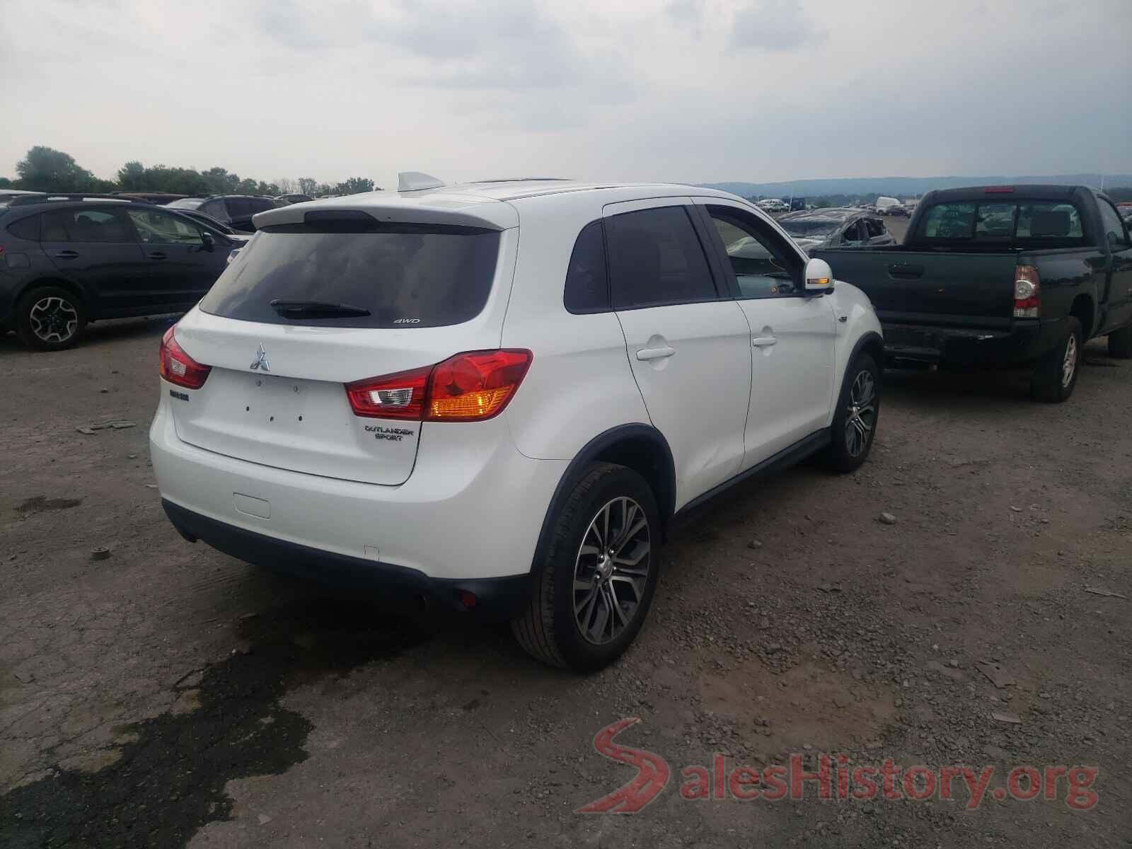 JA4AR3AUXHZ004958 2017 MITSUBISHI OUTLANDER