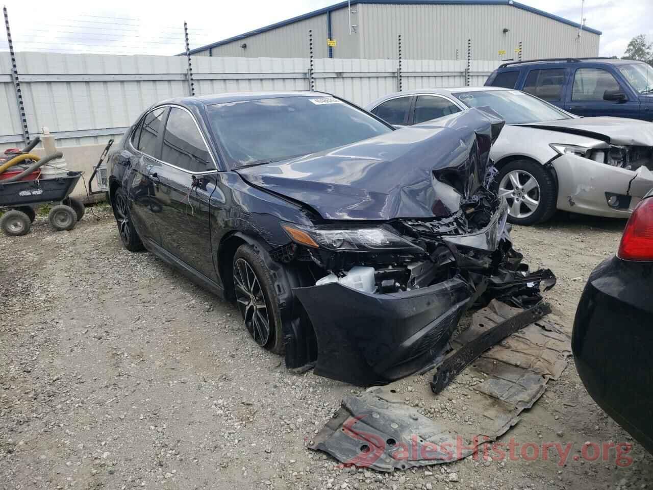 4T1T11AK1MU589425 2021 TOYOTA CAMRY