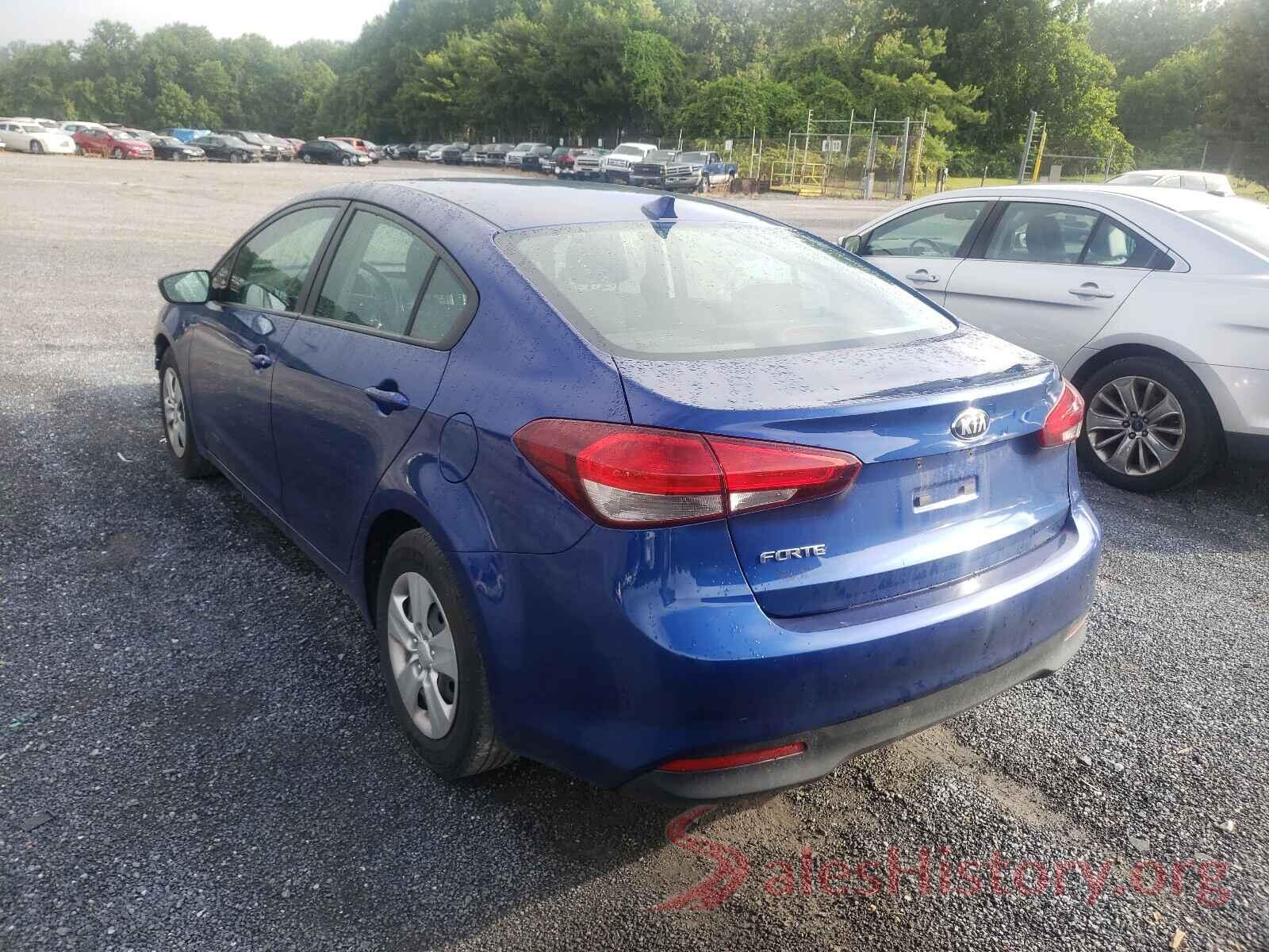 3KPFK4A77HE157986 2017 KIA FORTE