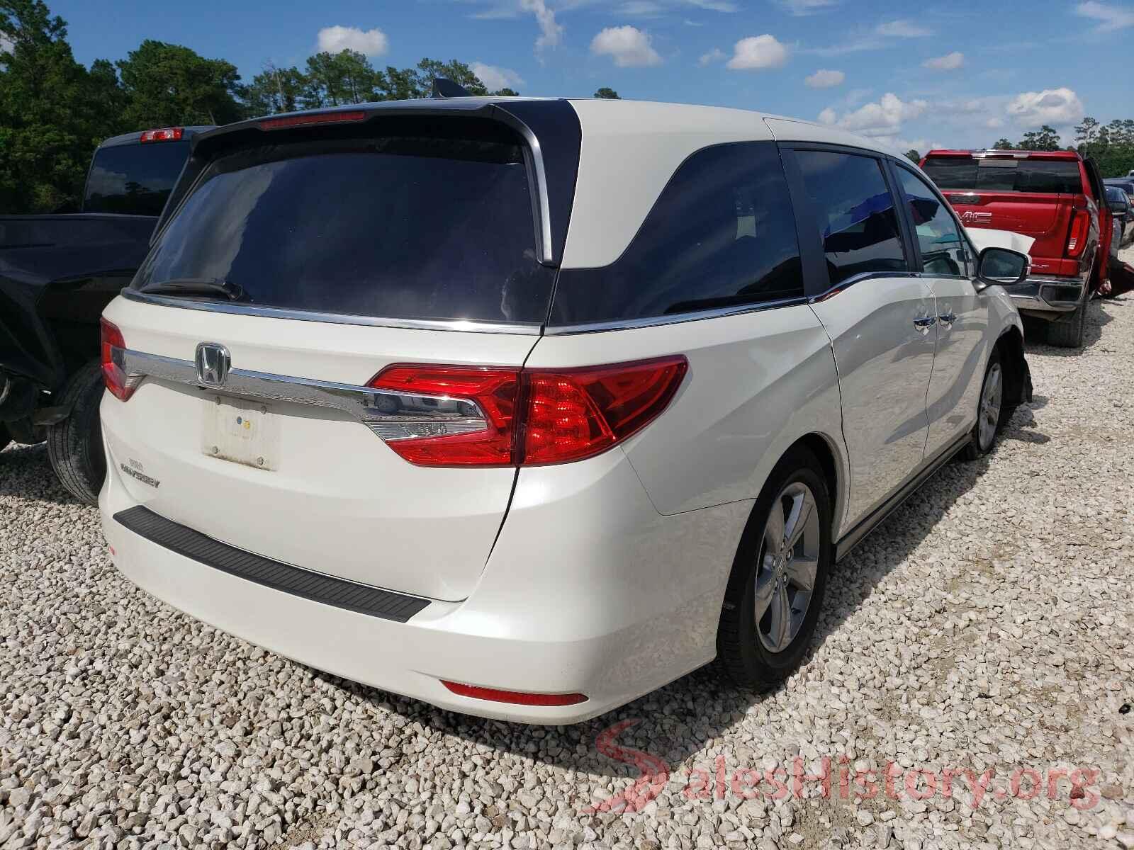 5FNRL6H70JB097609 2018 HONDA ODYSSEY