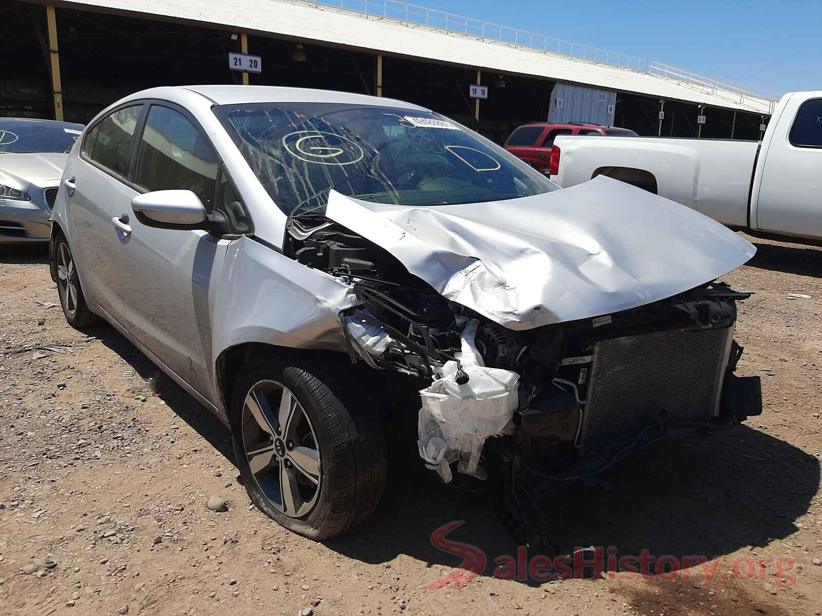 3KPFL4A76JE267172 2018 KIA FORTE