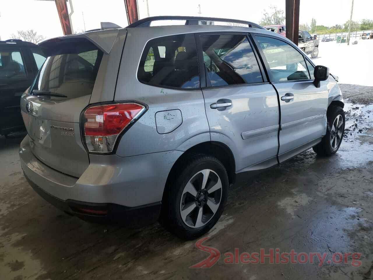 JF2SJAGC4HH508952 2017 SUBARU FORESTER