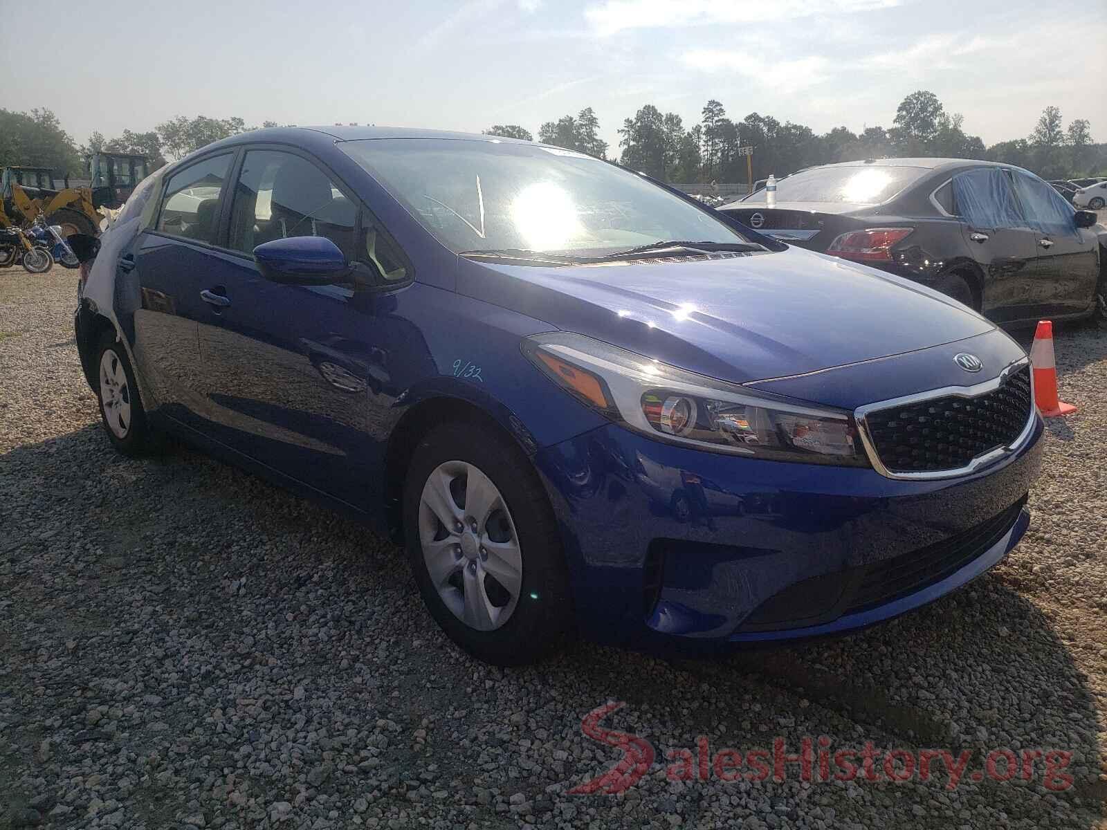 3KPFK4A72JE270993 2018 KIA FORTE