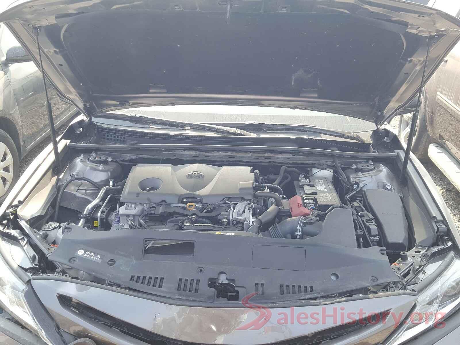 4T1B11HK4JU668259 2018 TOYOTA CAMRY