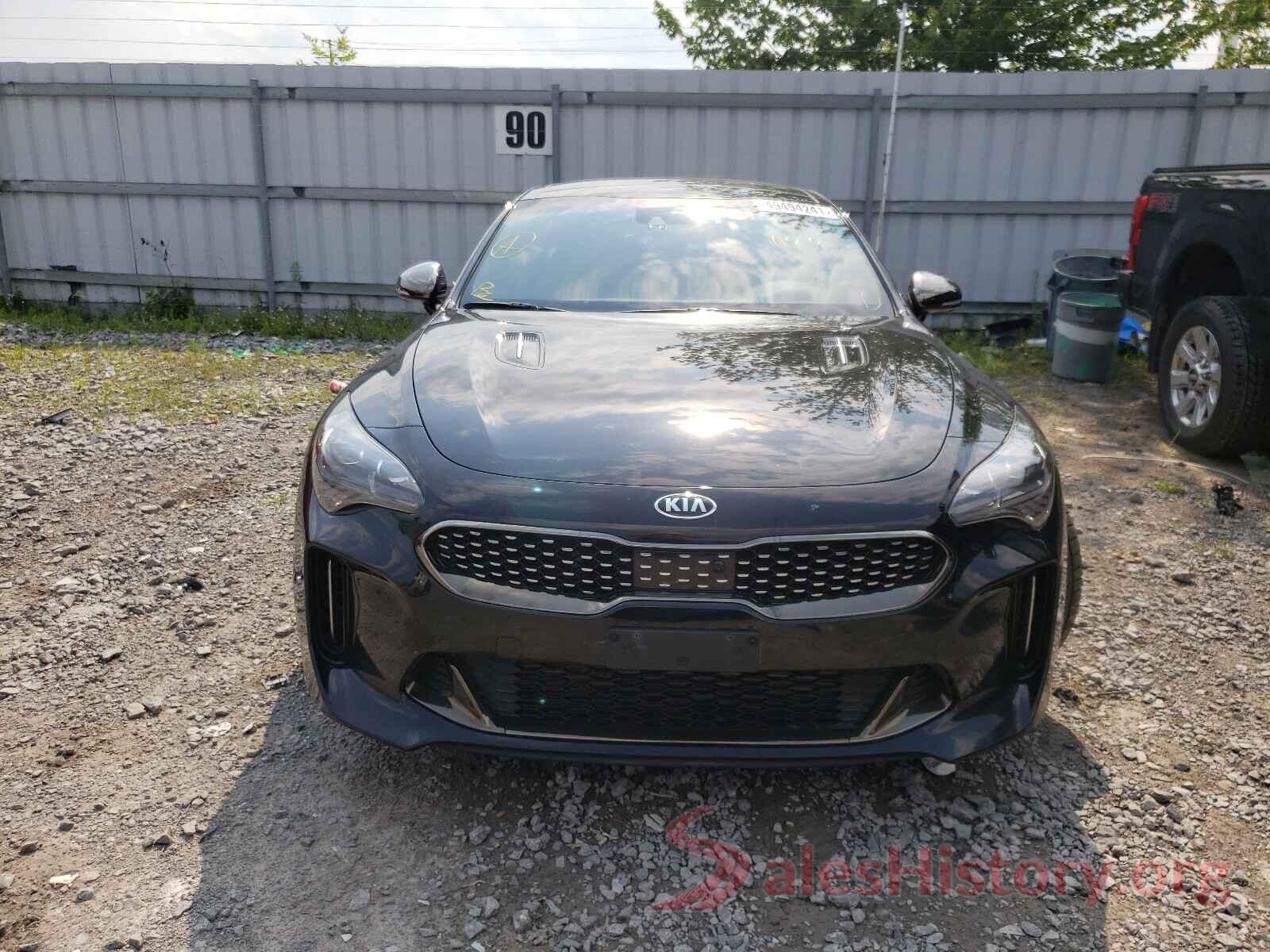 KNAE55LC4J6037770 2018 KIA STINGER