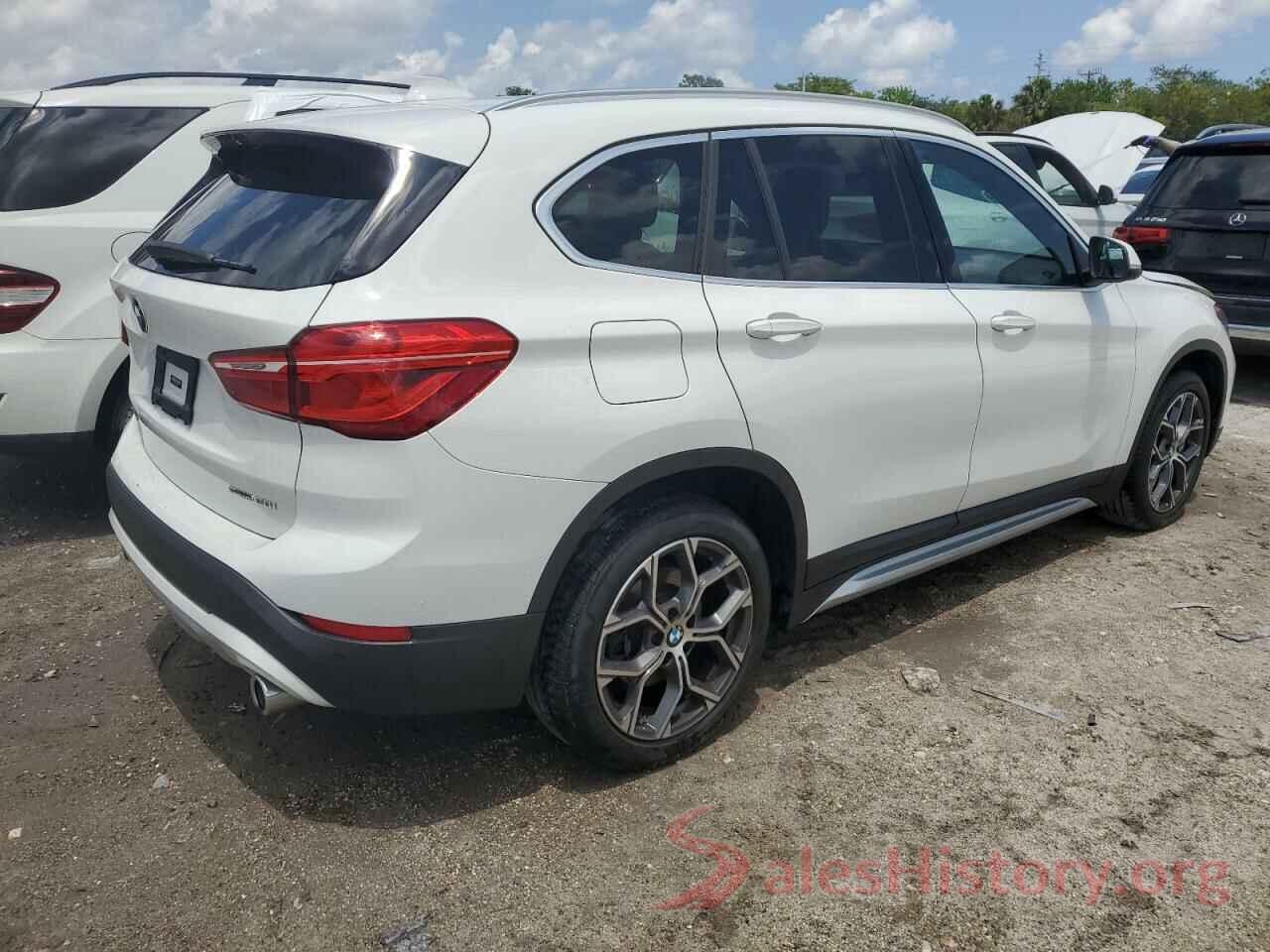 WBXJG7C06M5S05273 2021 BMW X1