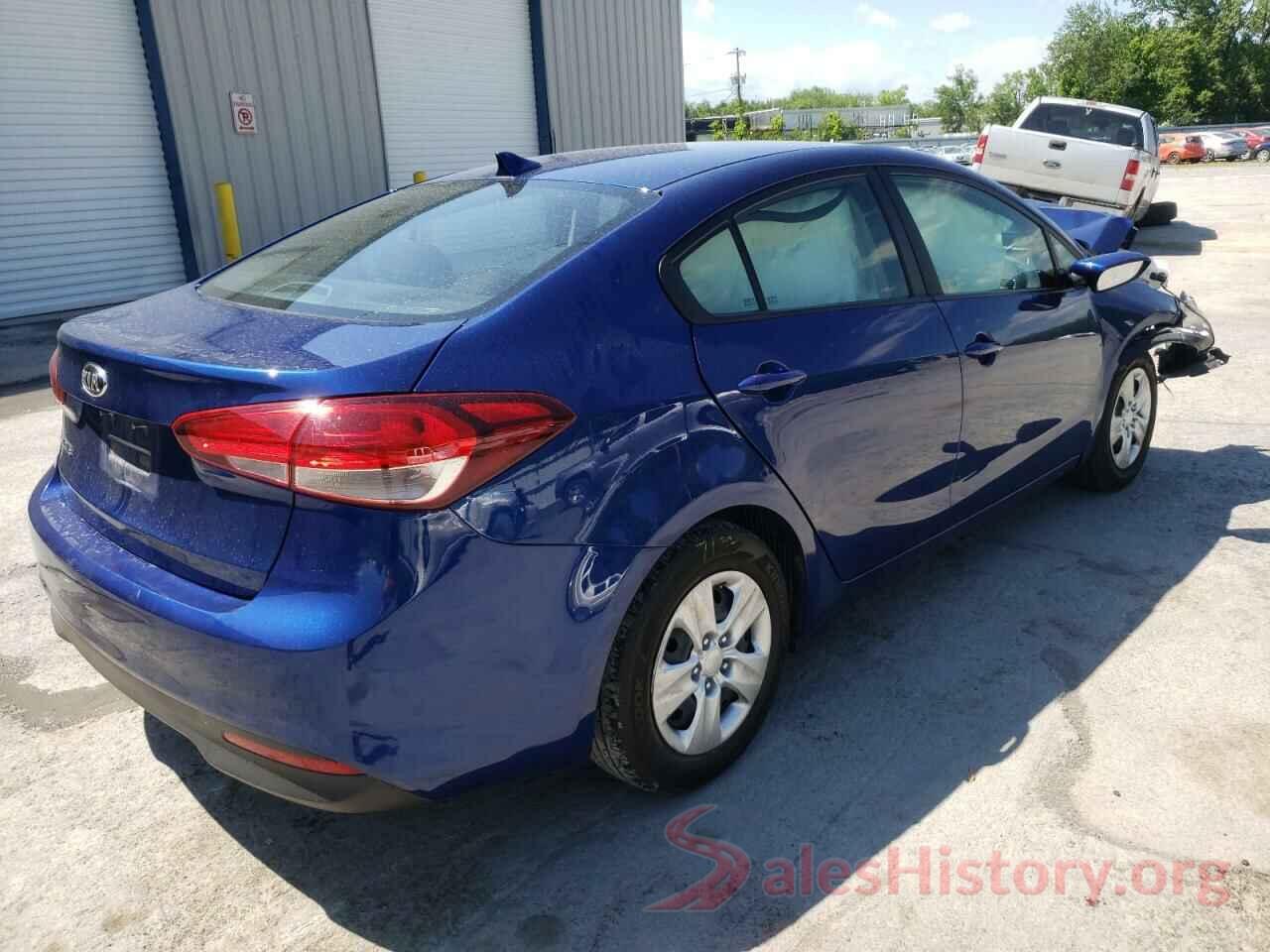 3KPFK4A70JE273472 2018 KIA FORTE