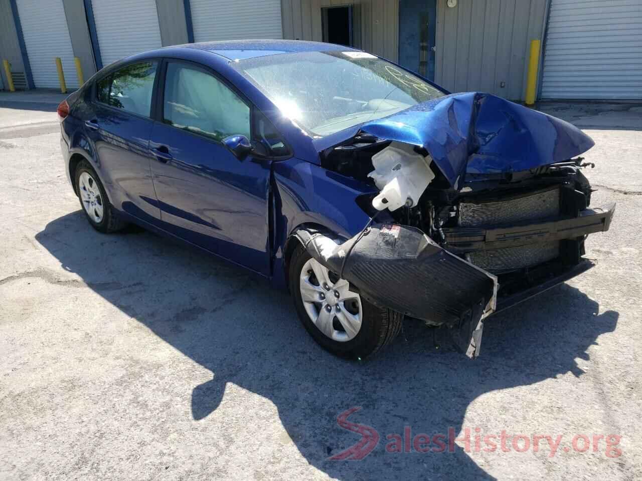 3KPFK4A70JE273472 2018 KIA FORTE